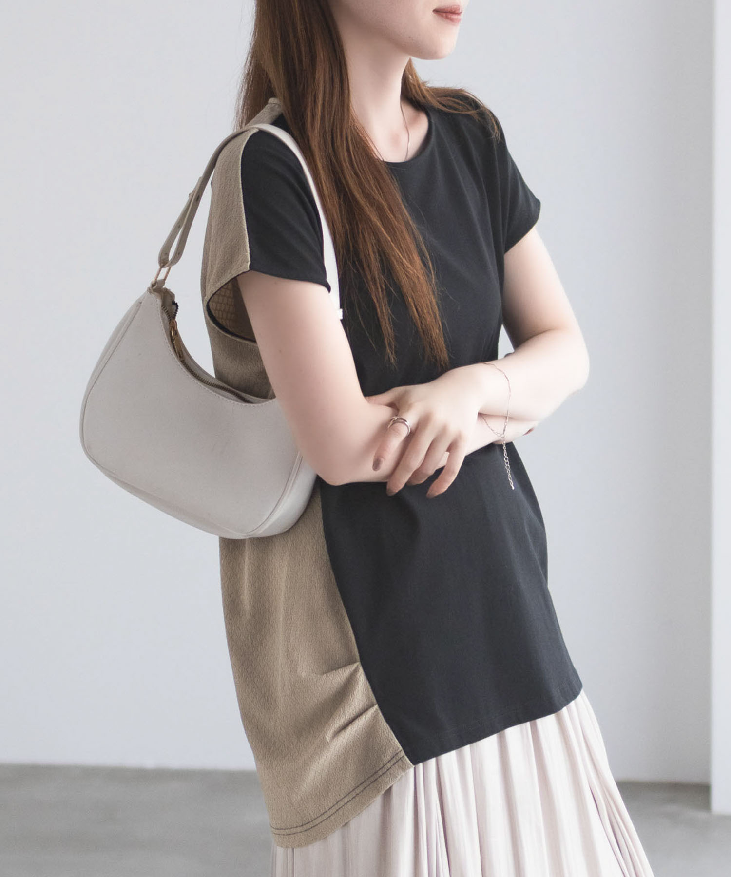 nAvy 異素材フレンチスリーブプルオーバー レディース ネコポス 対応商品