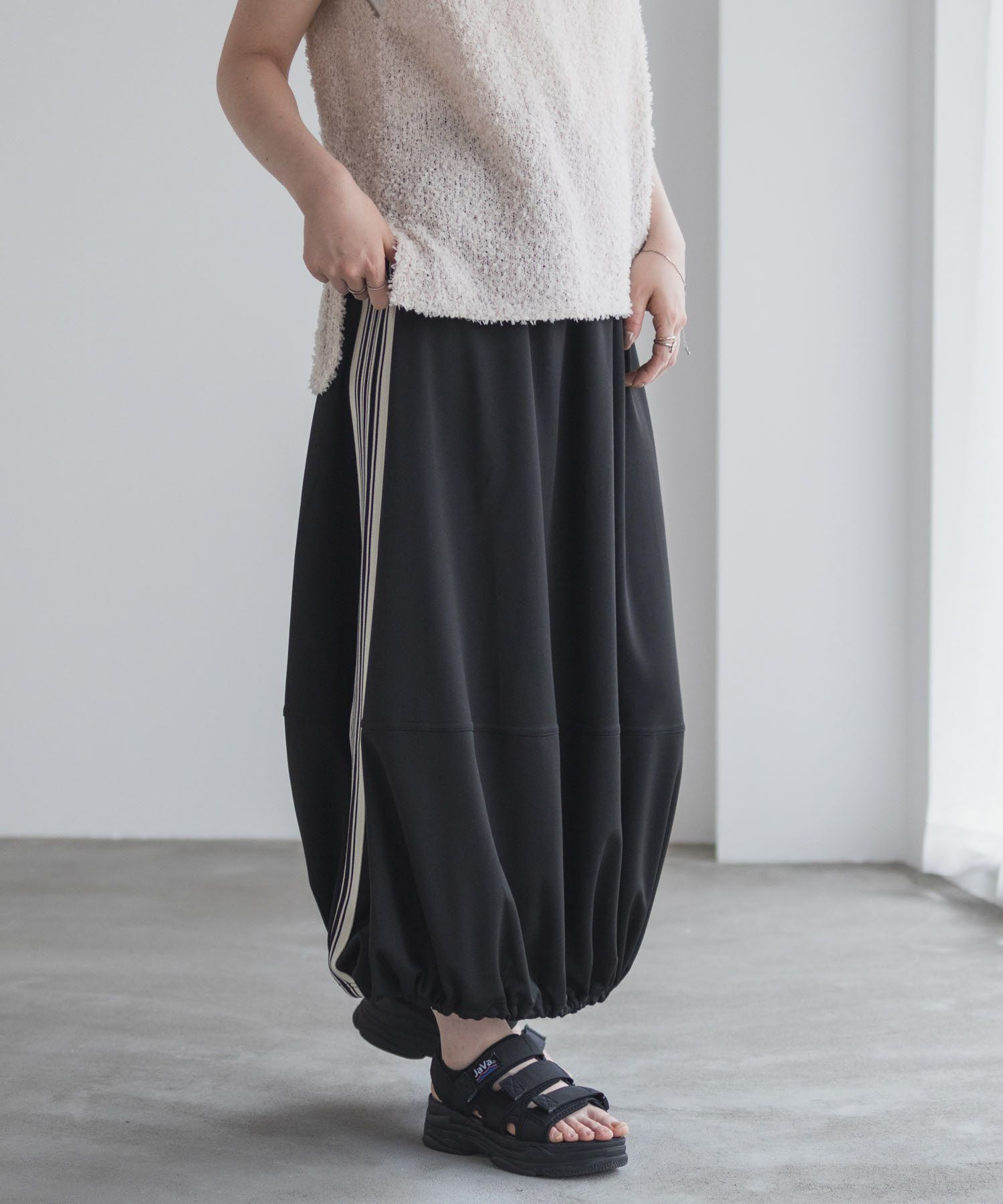 nAvy ラインバルーンスカート レディース