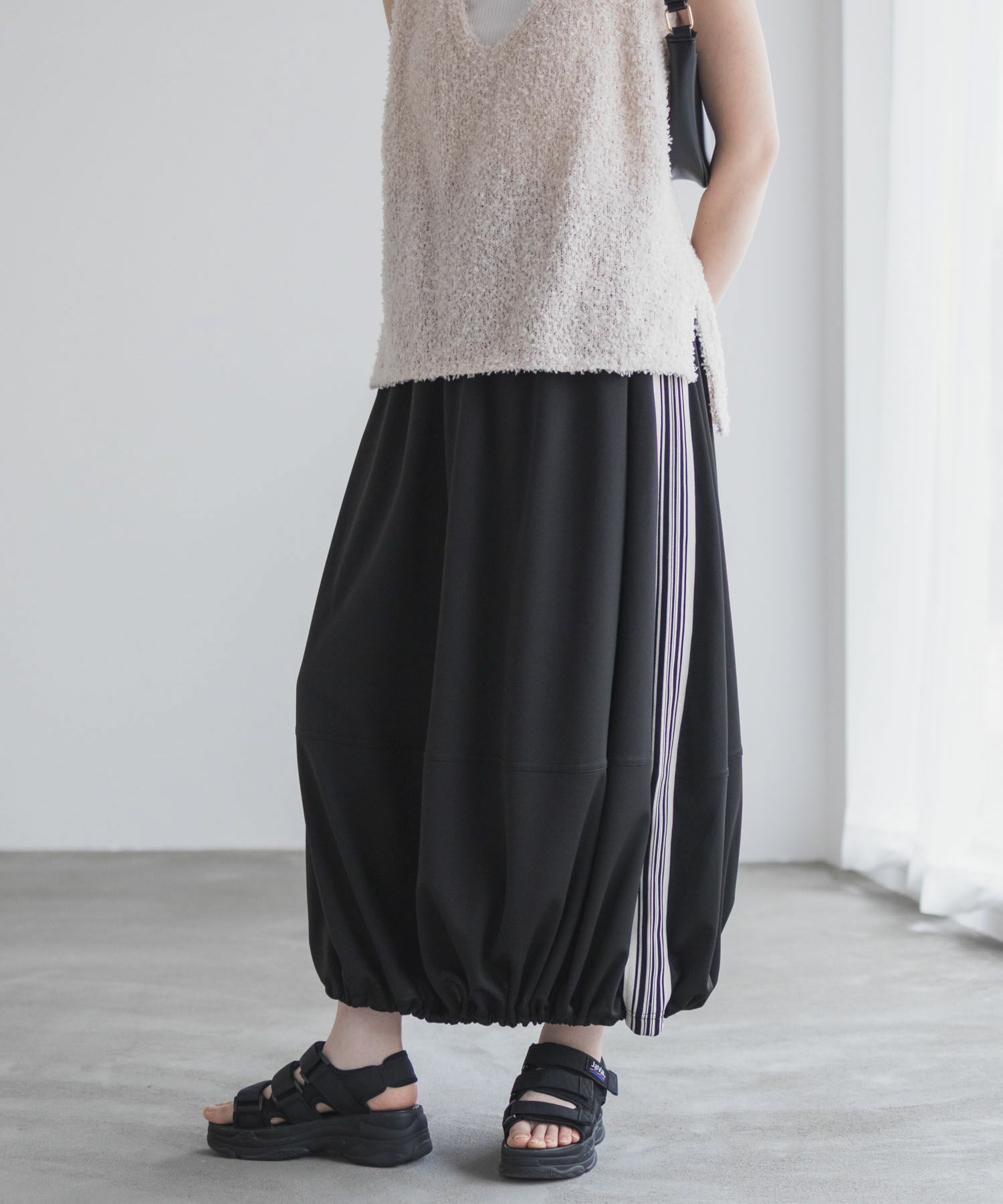 nAvy ラインバルーンスカート レディース