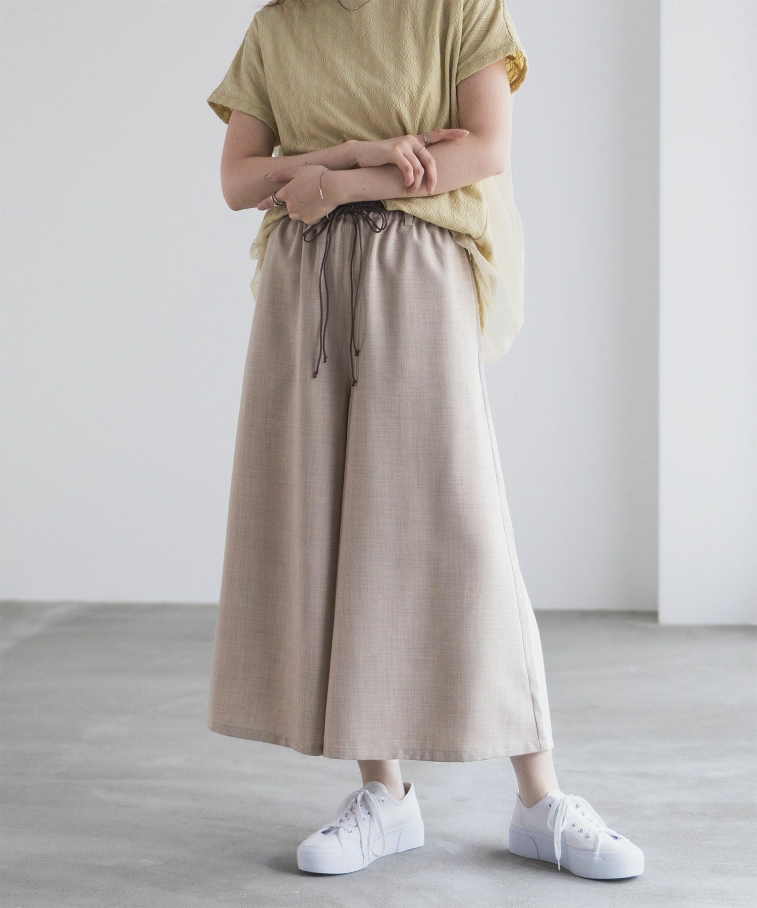 nAvy ベルト付きワイドクロップドパンツ レディース