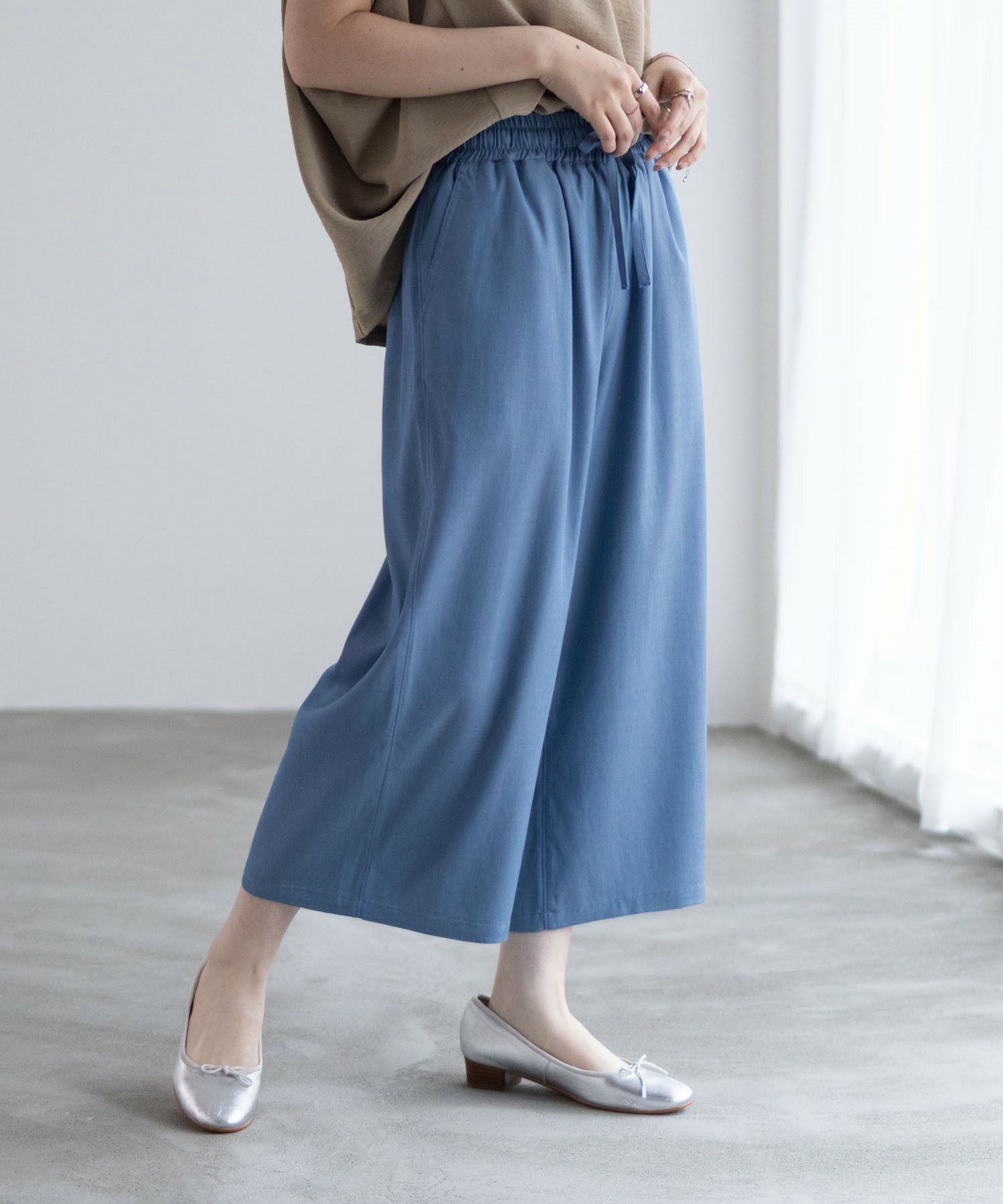 nAvy  イージークロップドパンツ レディース商品画像-1