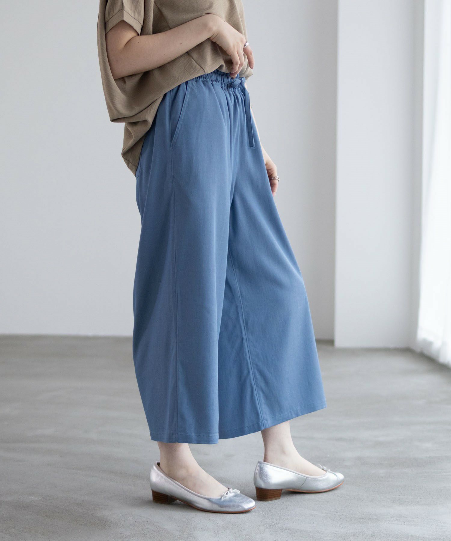 nAvy イージークロップドパンツ レディース