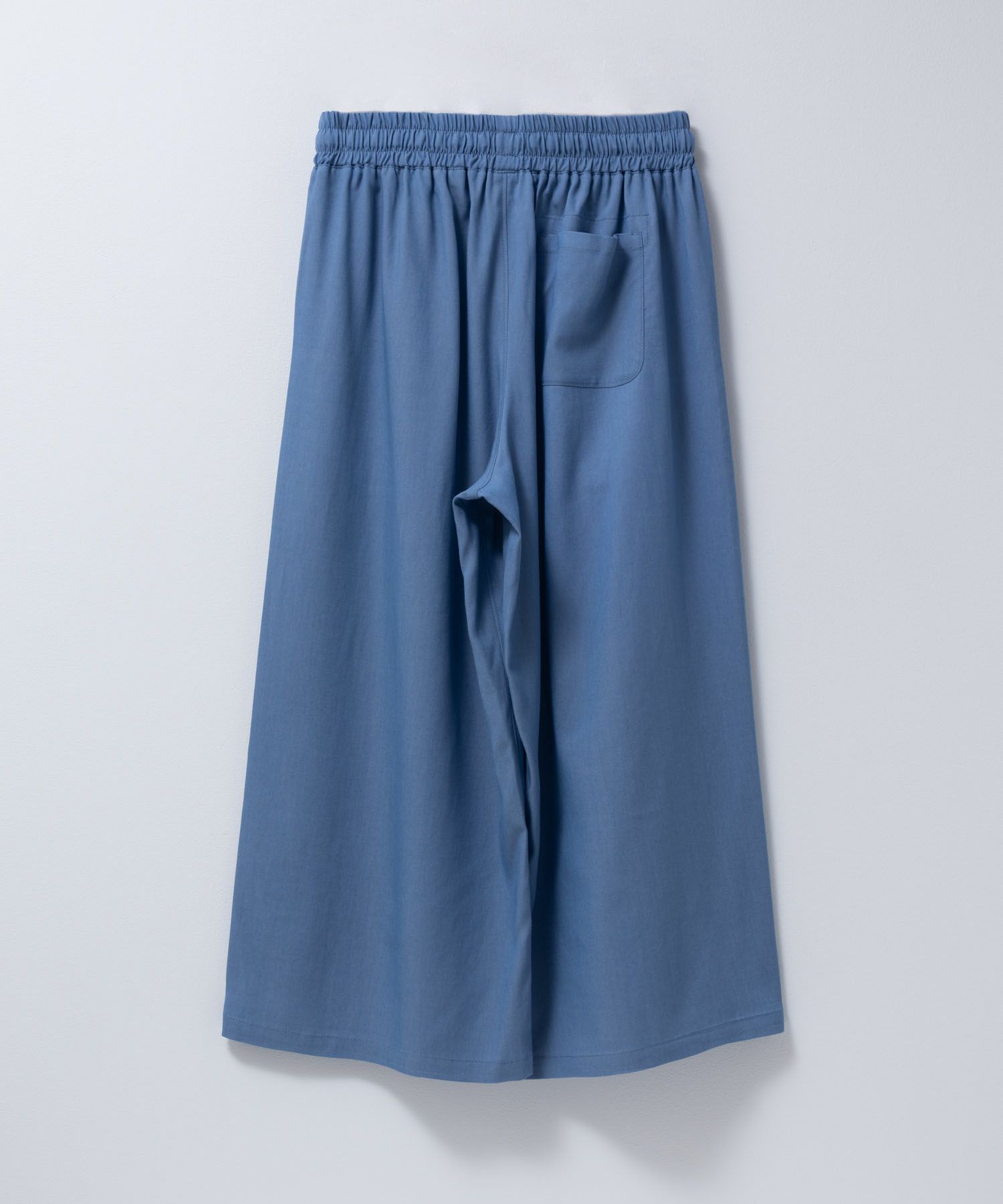 nAvy イージークロップドパンツ レディース