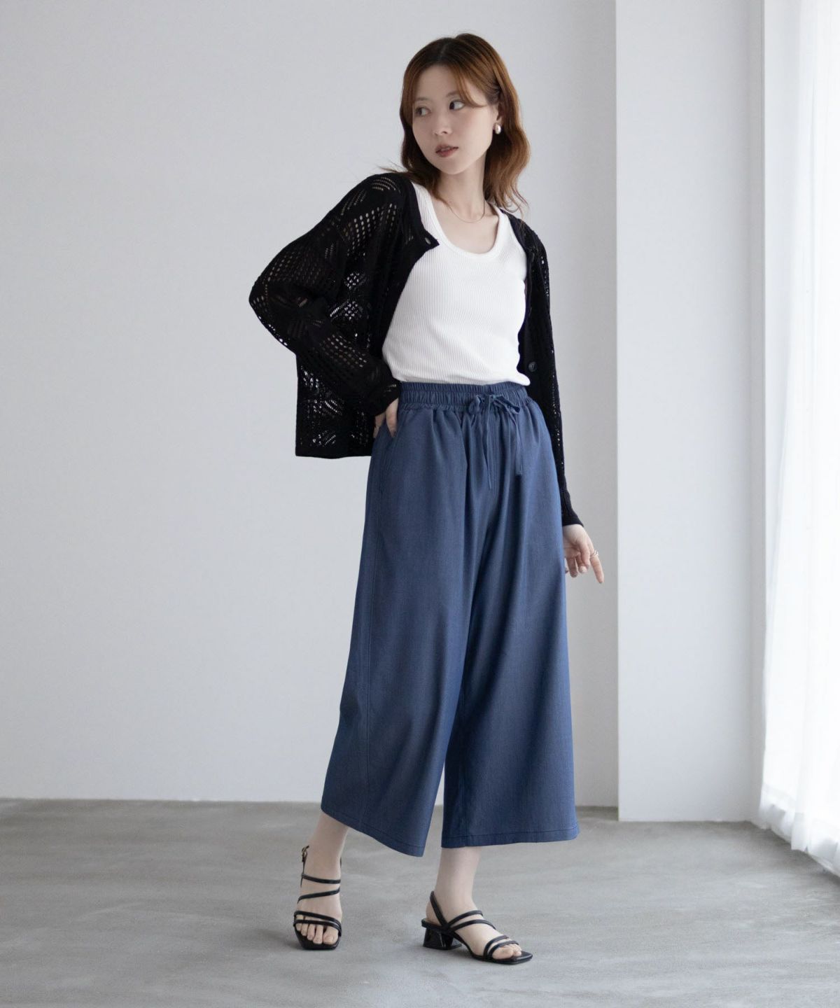 nAvy イージークロップドパンツ レディース