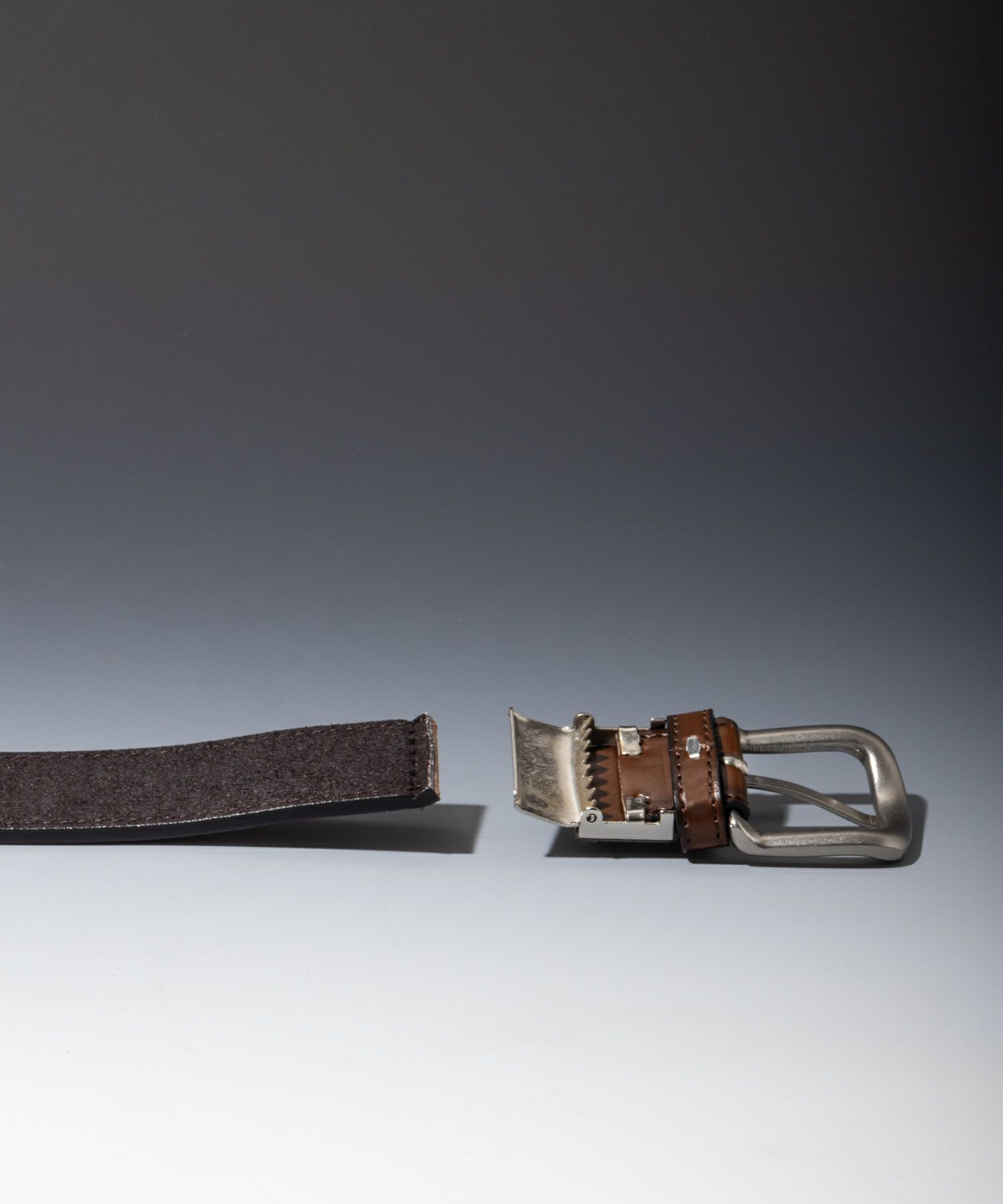 Lee  30mmナローレザーベルト メンズ商品画像-9