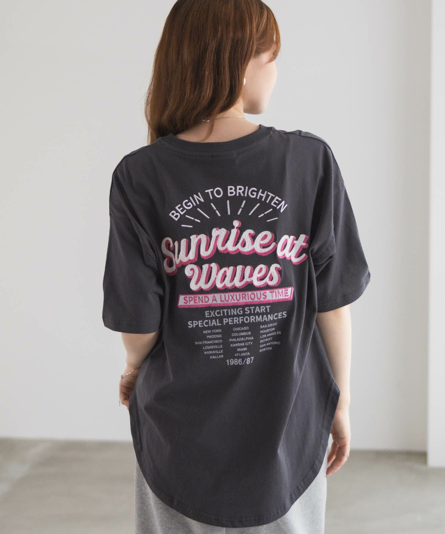 UNDERWRAPS  刺繍ラウンドビッグシルエットTシャツ レディース メール便 対応商品商品サムネイル-1
