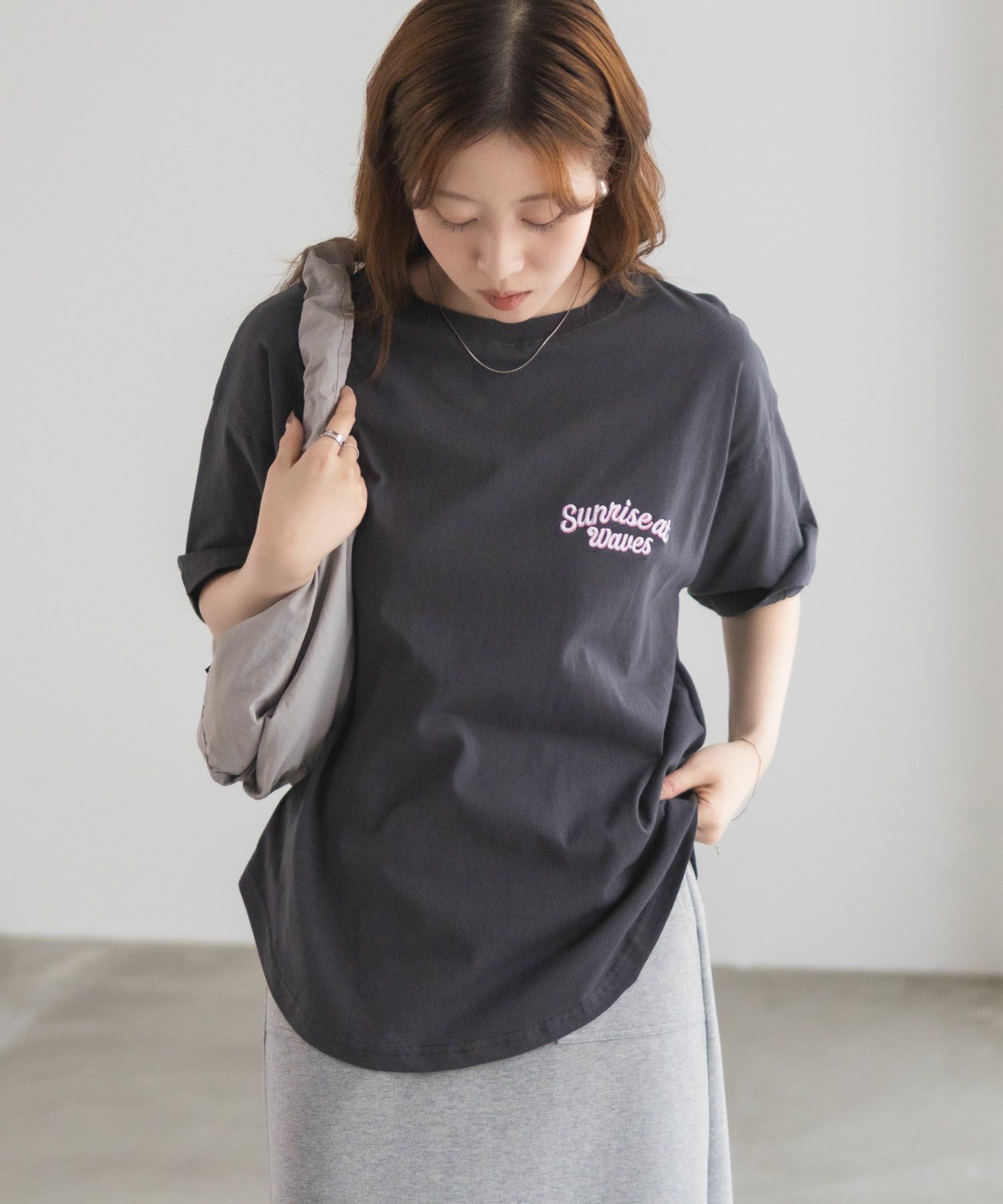 UNDERWRAPS 刺繍ラウンドビッグシルエットTシャツ レディース メール便 対応商品商品画像-7