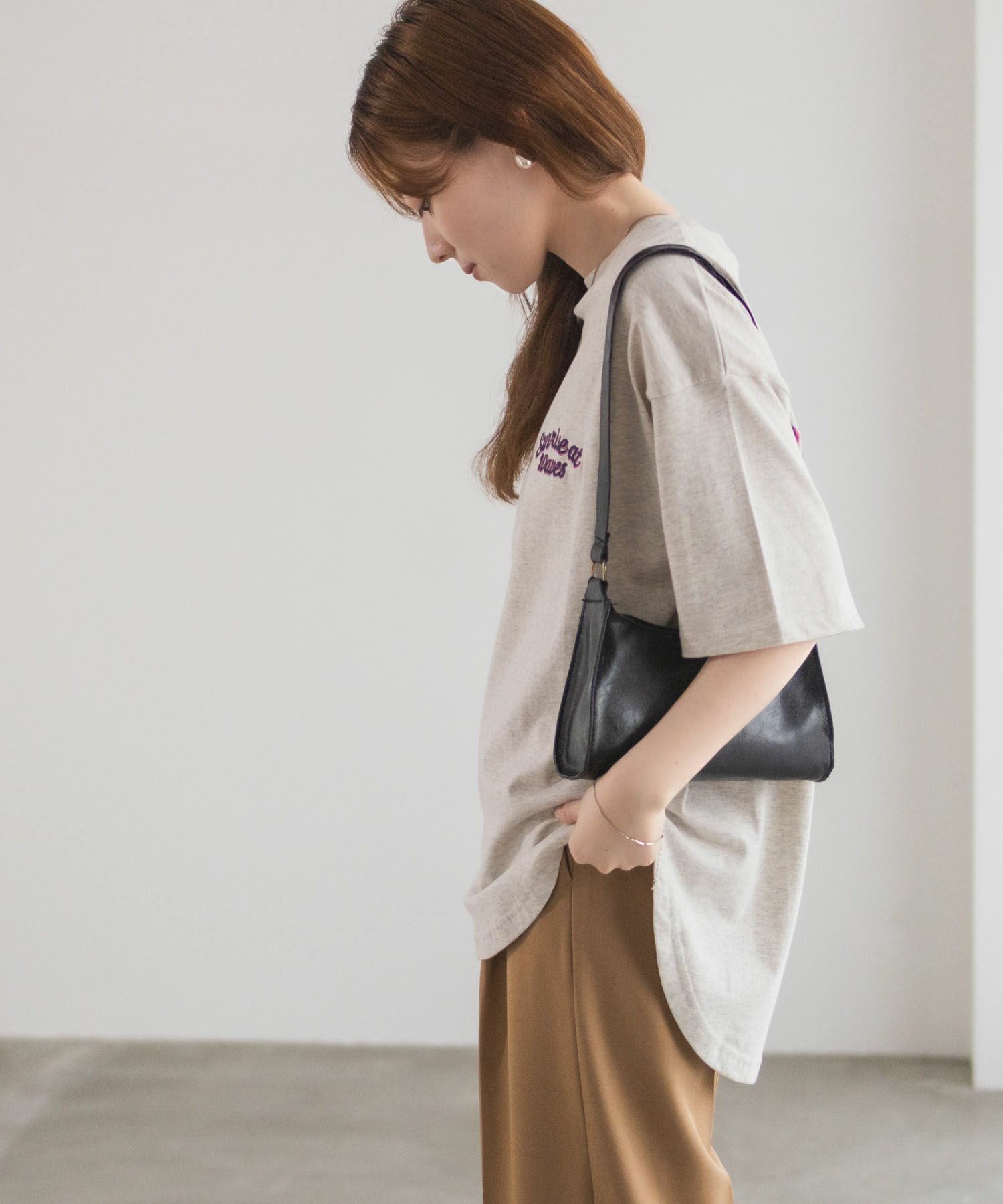 UNDERWRAPS 刺繍ラウンドビッグシルエットTシャツ レディース メール便 対応商品商品画像-13