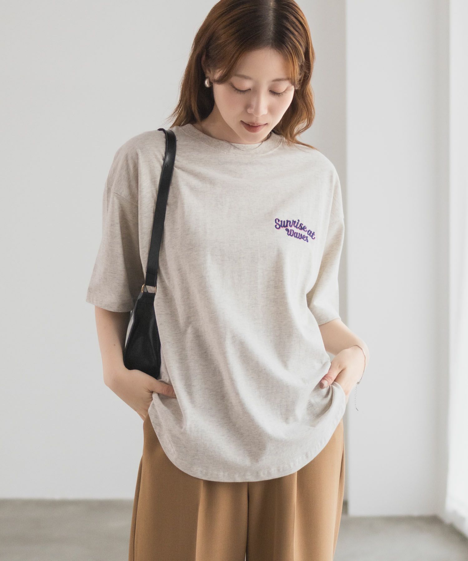 UNDERWRAPS 刺繍ラウンドビッグシルエットTシャツ レディース メール便 対応商品商品画像-14