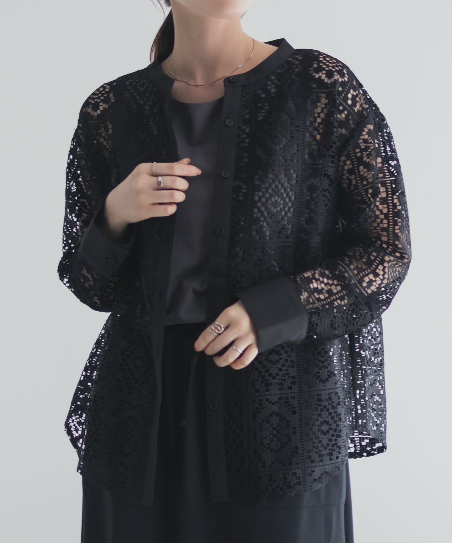 Idnes クロシェライクレース羽織ノーカラーシャツ レディース商品画像-13