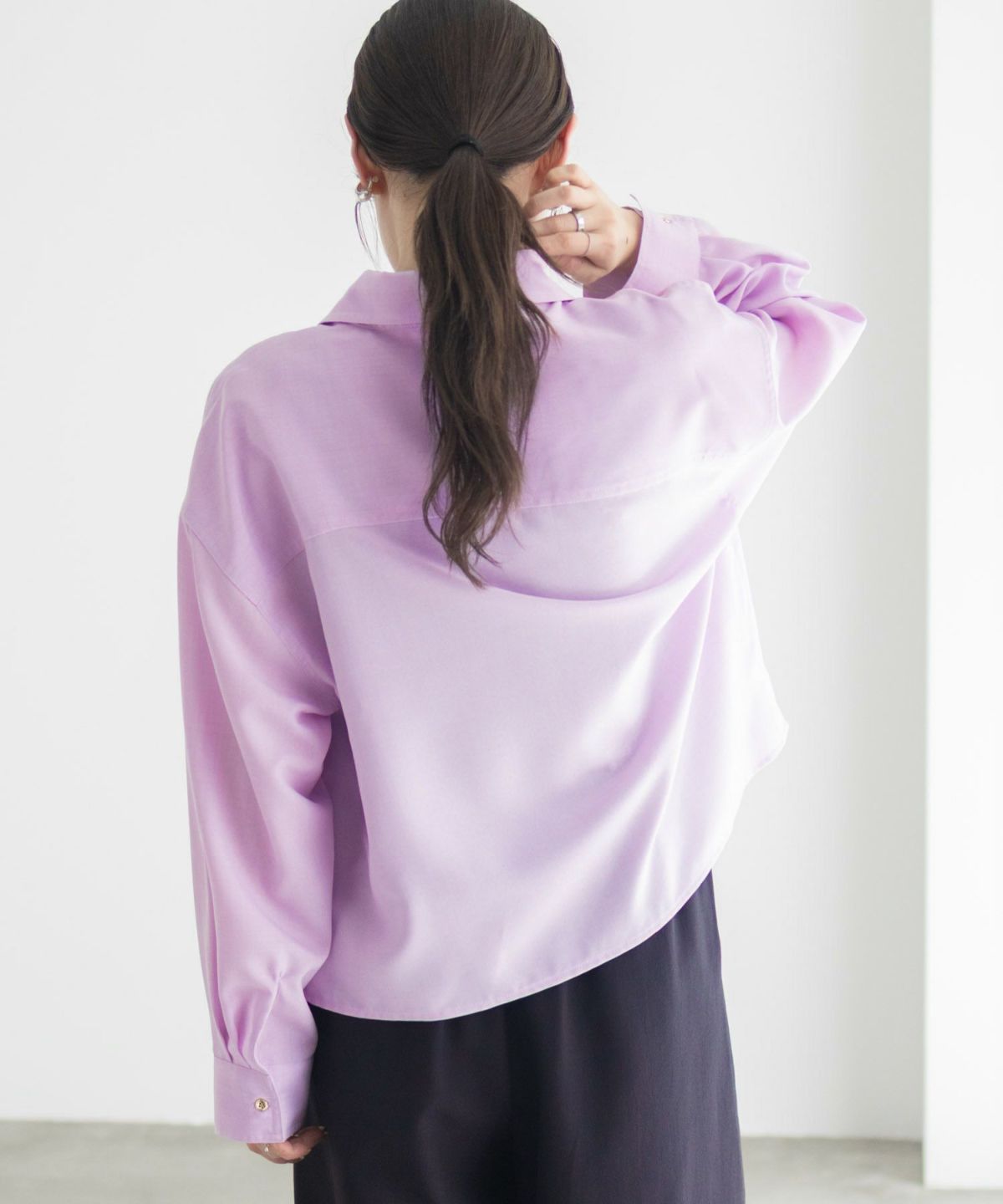 Idnes リネンライクコンパクトシャツ レディース