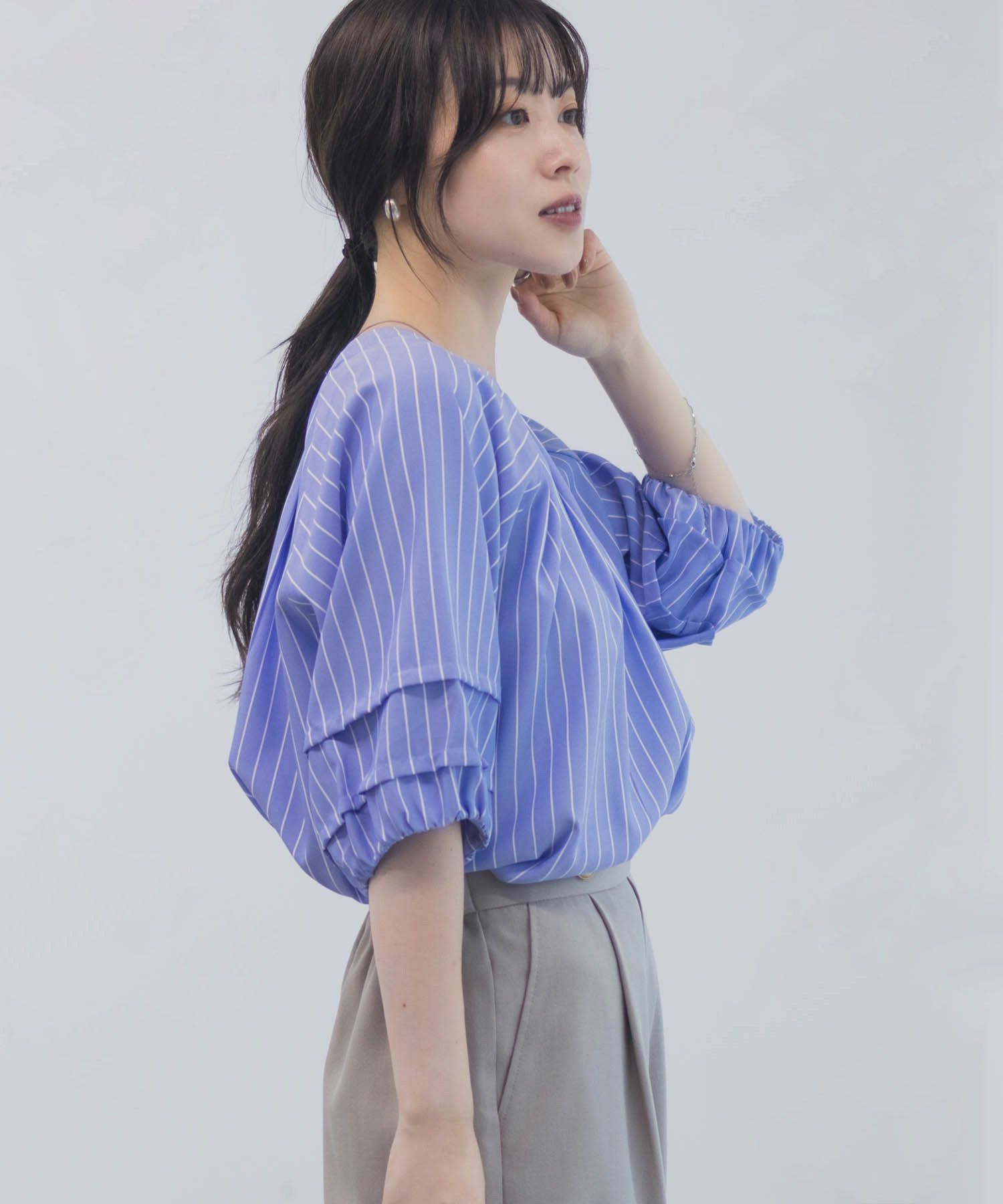 Idnes 袖タックストライプブラウス レディース商品画像-11