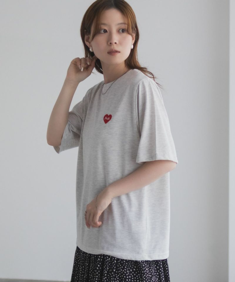 T-GRAPHICS  ハート刺繍Tシャツ レディース メール便 対応商品商品画像-8