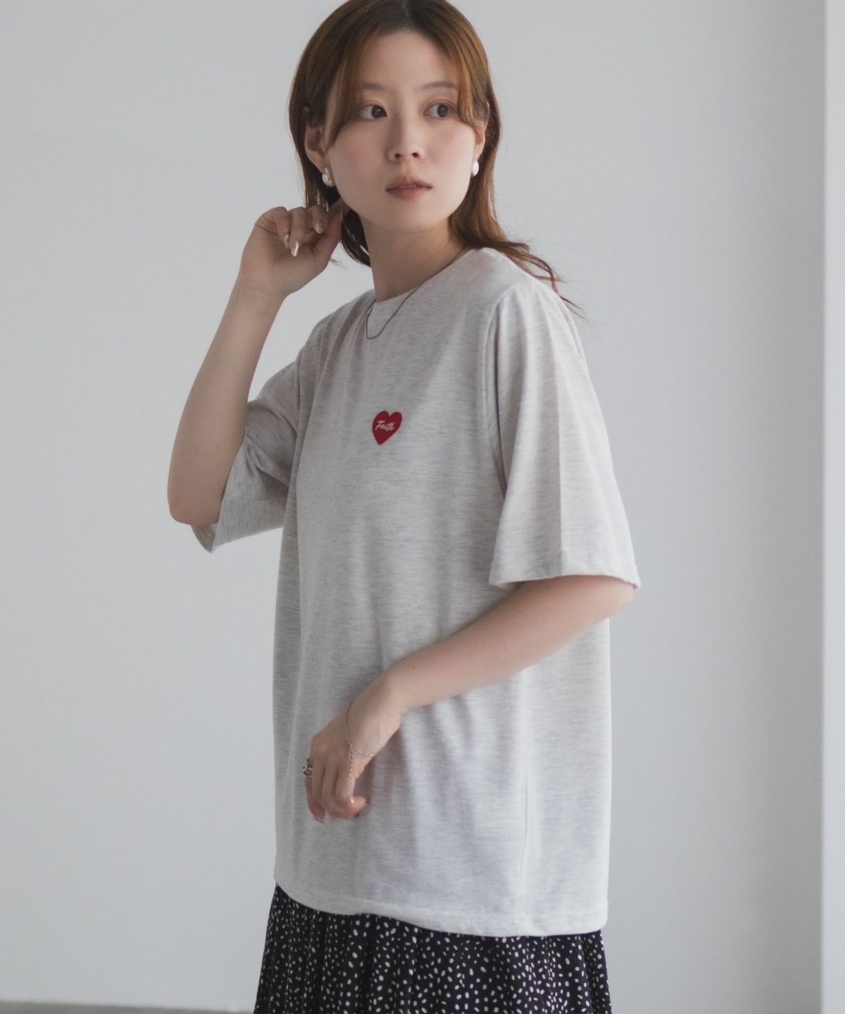 T-GRAPHICS ハート刺繍Tシャツ レディース ネコポス 対応商品