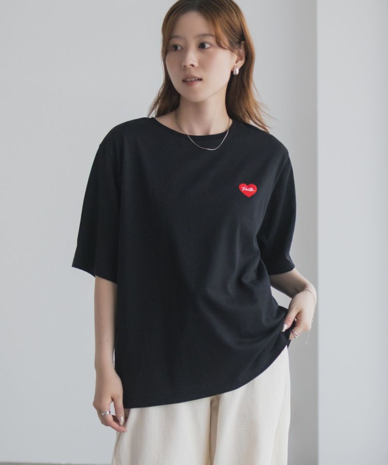 T-GRAPHICS ハート刺繍Tシャツ レディース