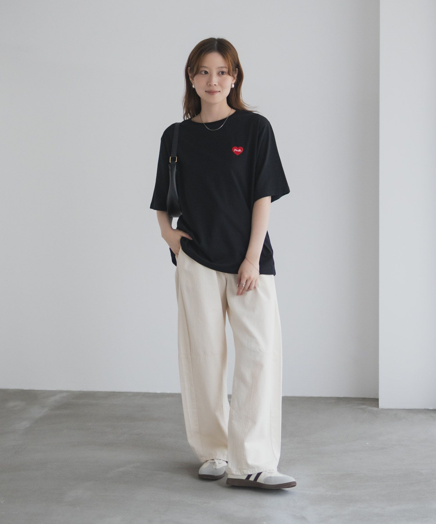 T-GRAPHICS ハート刺繍Tシャツ レディース ネコポス 対応商品