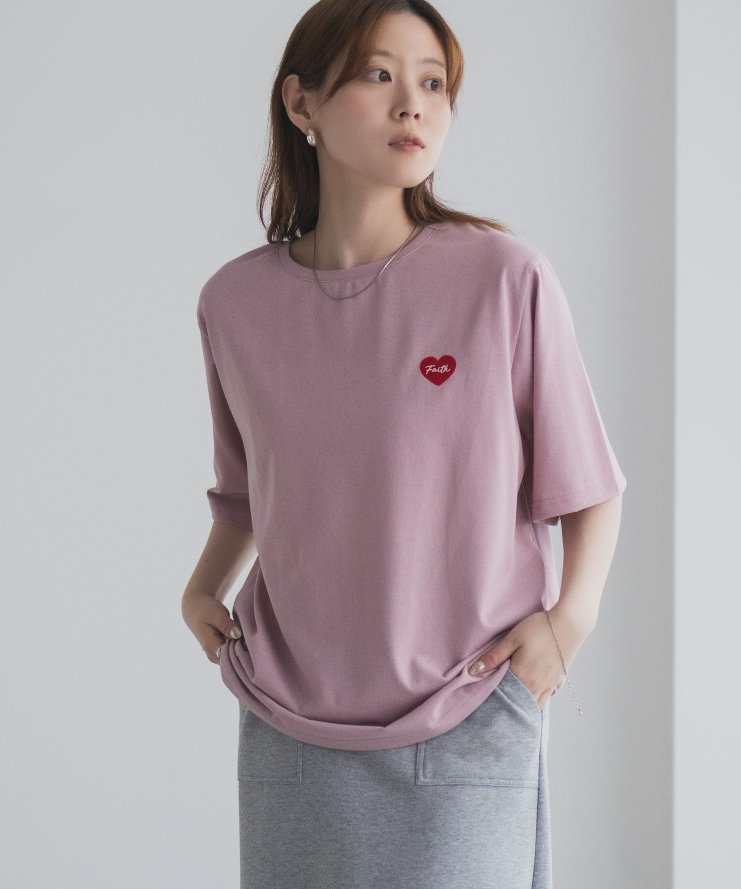 T-GRAPHICS  ハート刺繍Tシャツ レディース メール便 対応商品商品画像-16