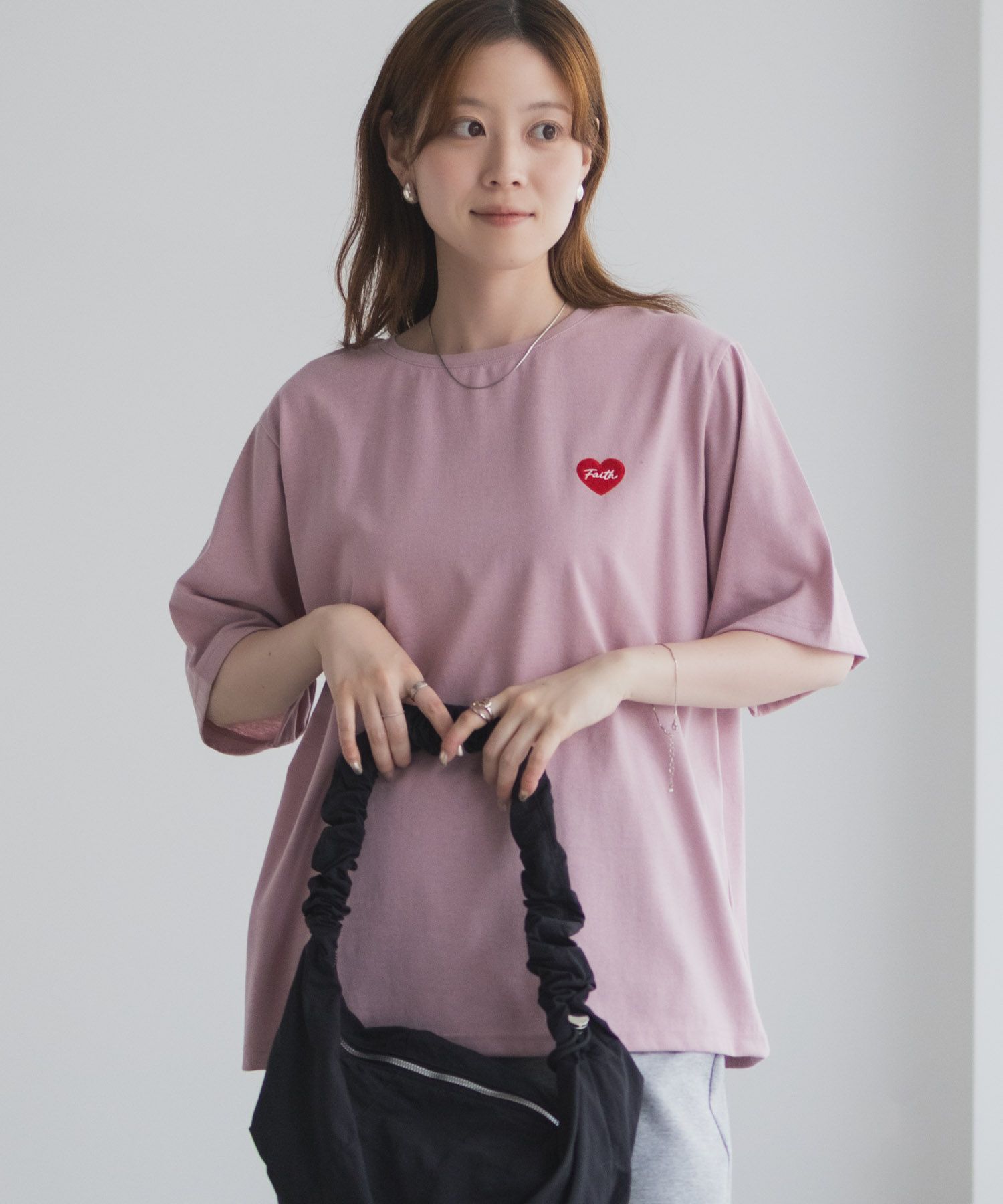 T-GRAPHICS ハート刺繍Tシャツ レディース ネコポス 対応商品