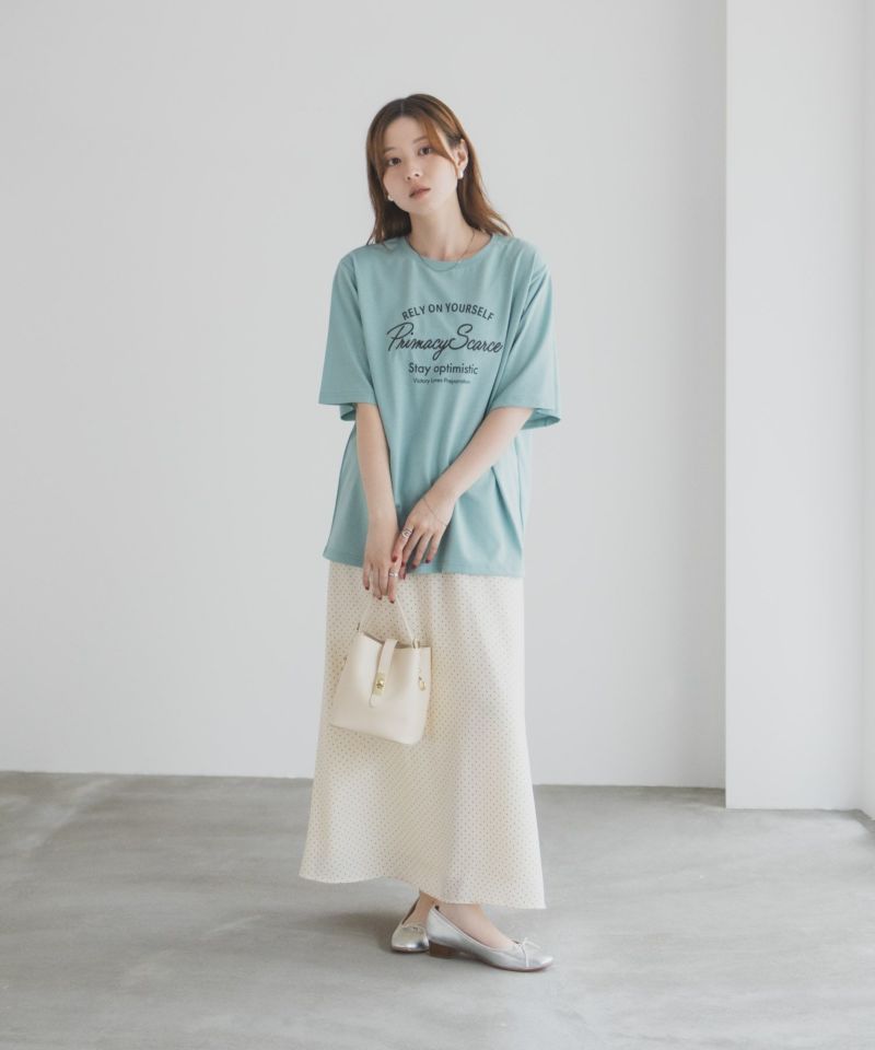 ✨美品✨PLEATS PLEASE✨ レディースTシャツ　ゆったりL MA80 T-GRAPHICS メッセージ刺繍Tシャツ レディース