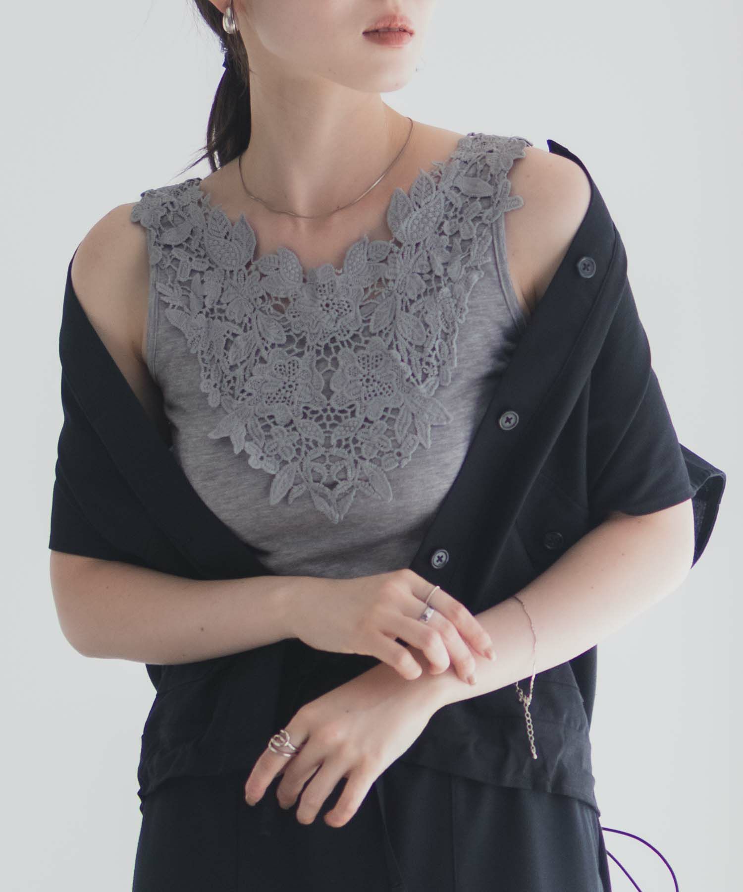 Idnes モチーフレースタンクトップB柄 レディース メール便 対応商品商品画像-3