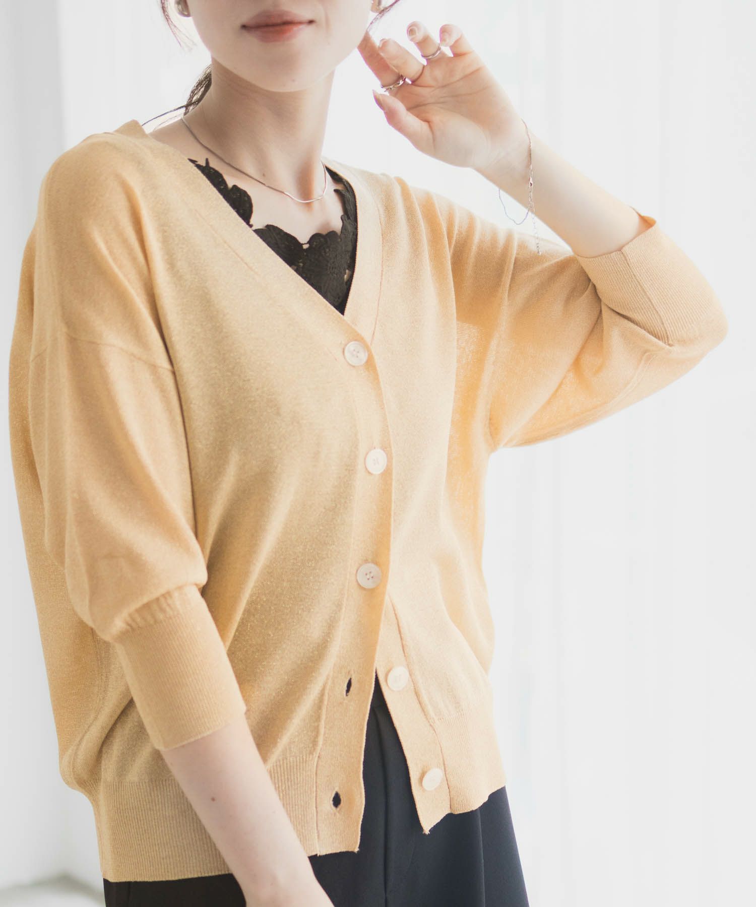 [さらに50%OFF]Idnes ラメVネックカーディガン レディース商品サムネイル-5