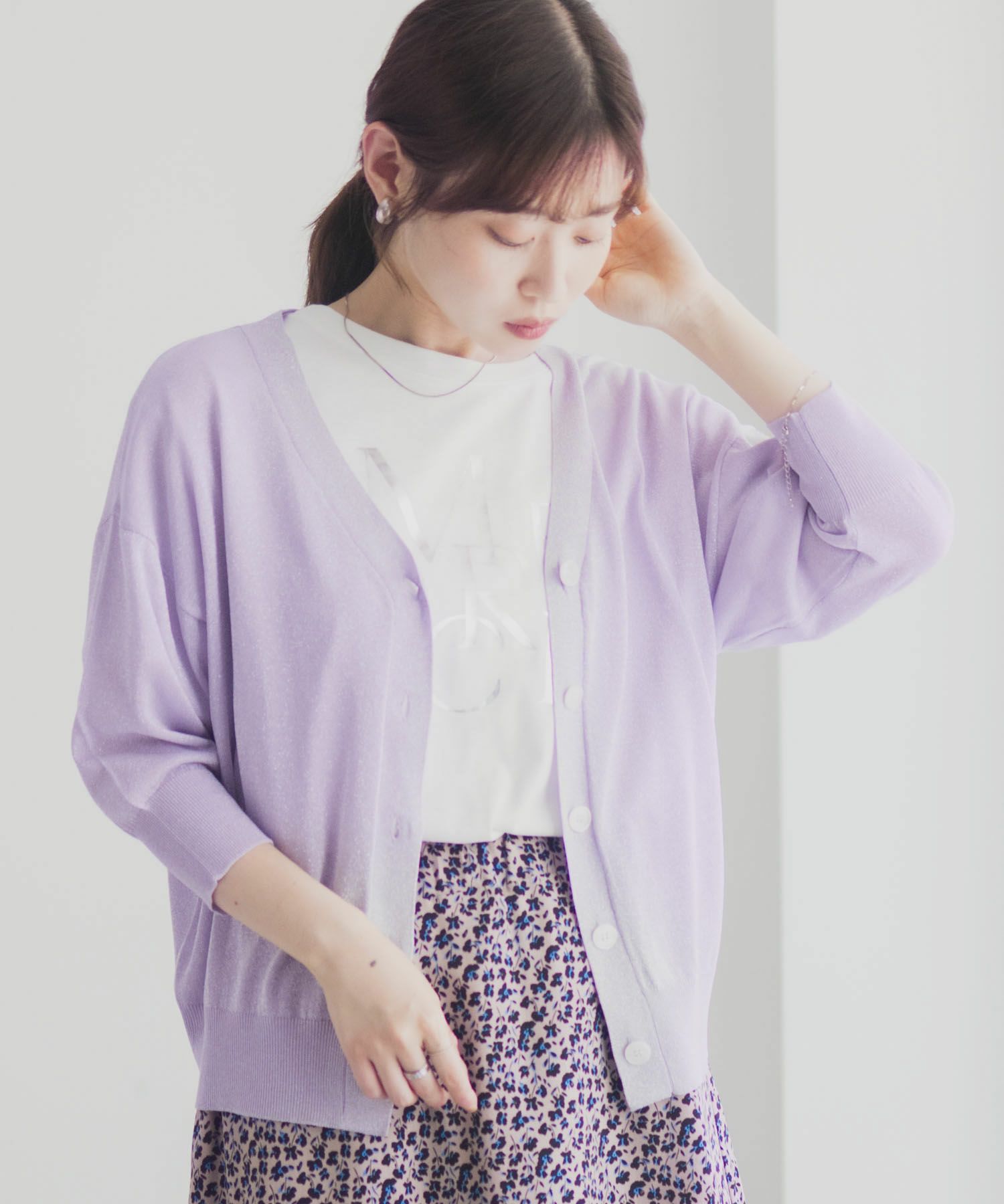 [さらに50%OFF]Idnes ラメVネックカーディガン レディース商品画像-16