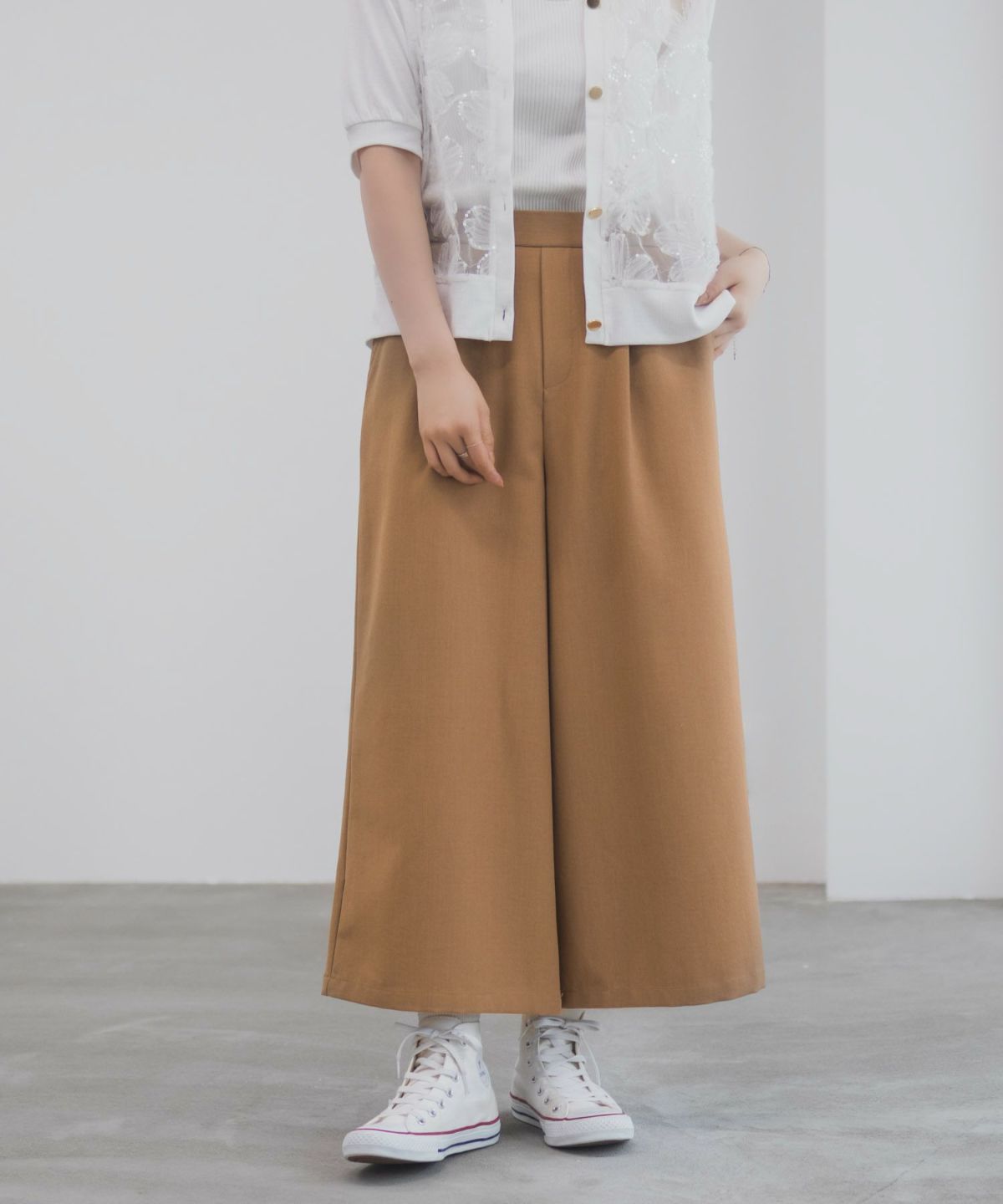 Idnes 釦付きワイドクロップドパンツ レディース