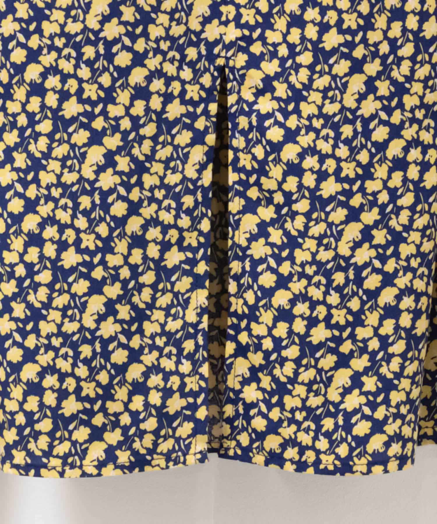 Idnes 小花柄ナロースカート レディース商品サムネイル-21