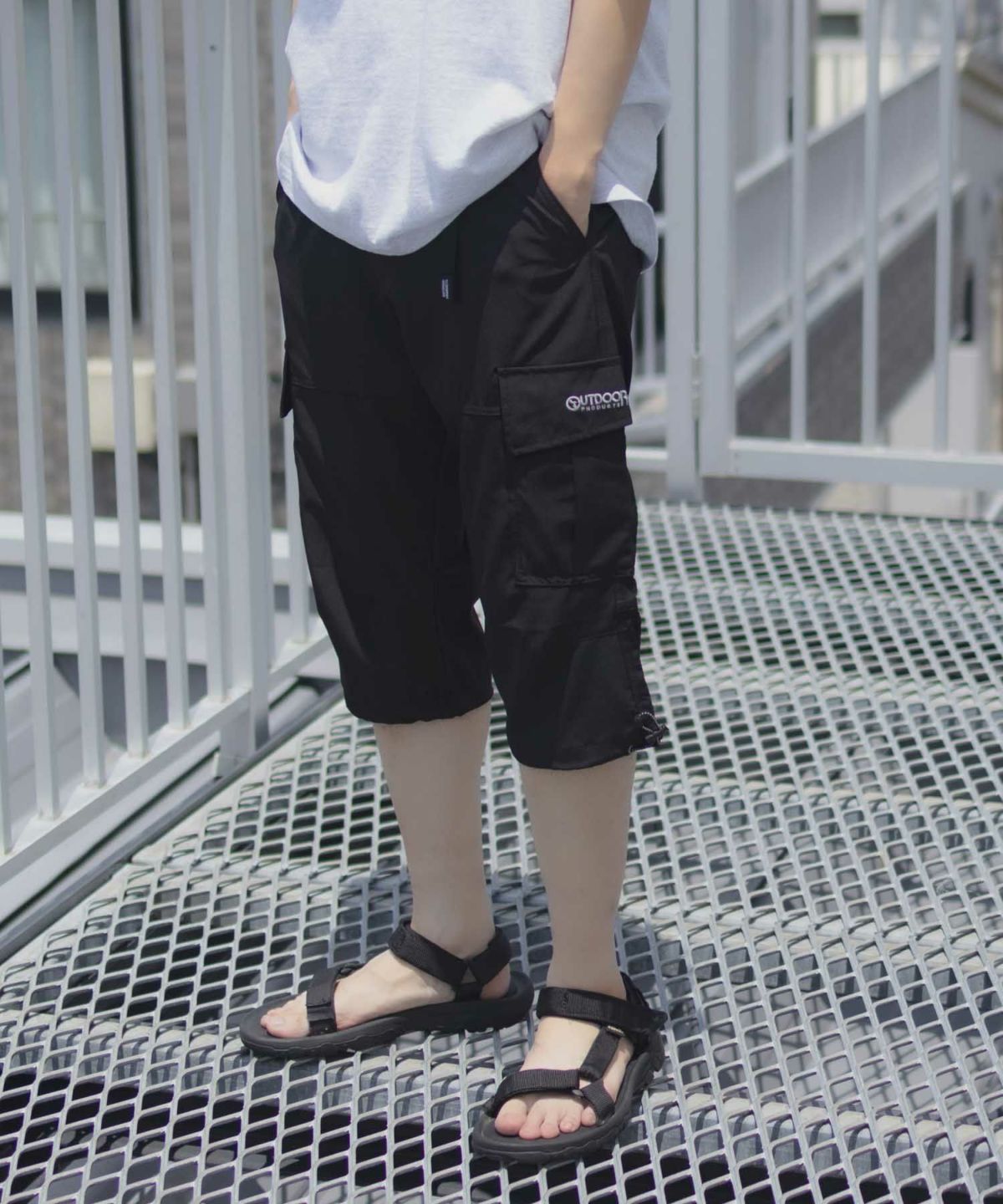 OUTDOOR PRODUCTS ポリリップストレッチカーゴクロップドパンツ メンズ