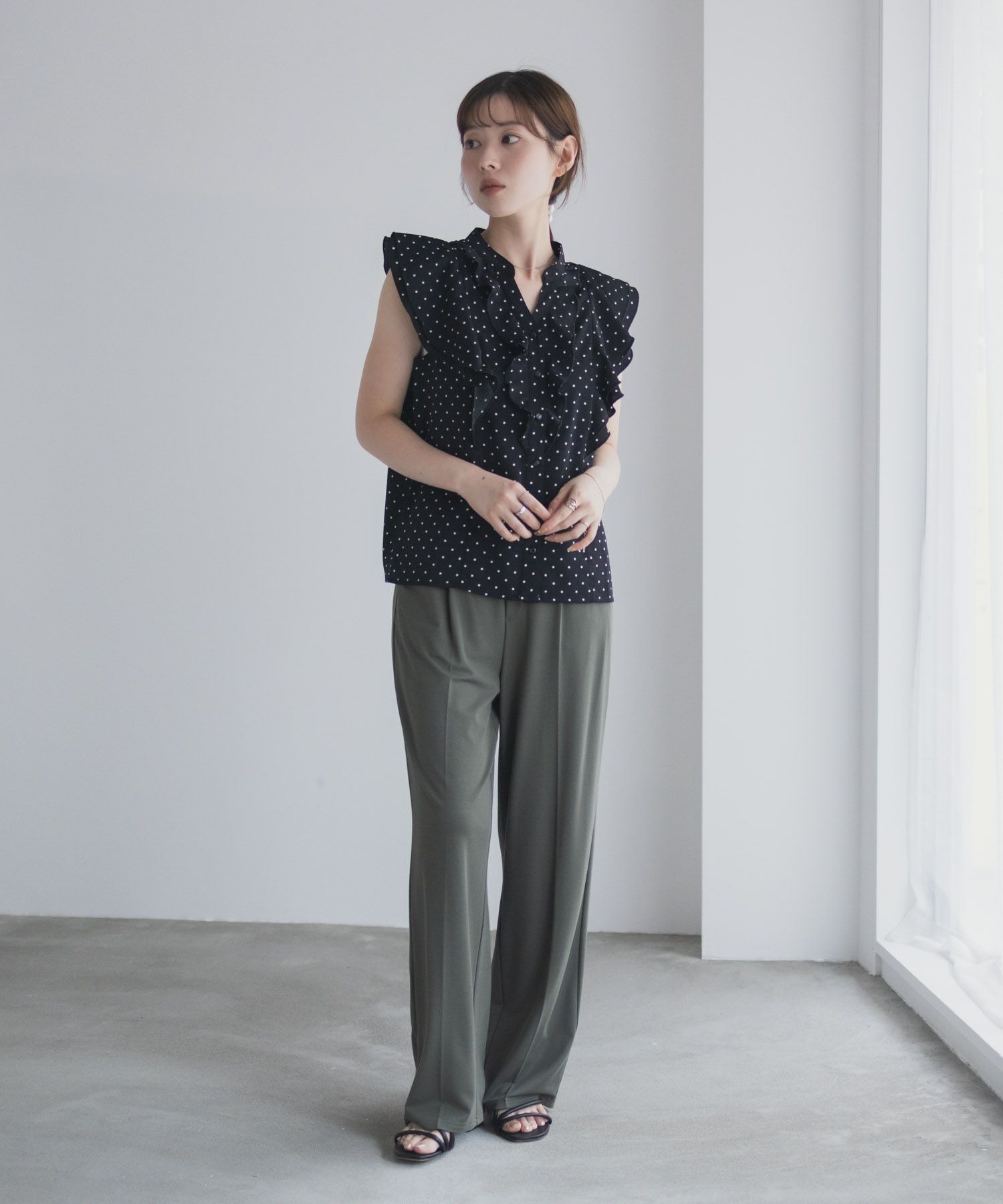 milli de l'air ラッフルフリルキーネックブラウス レディース商品画像-10