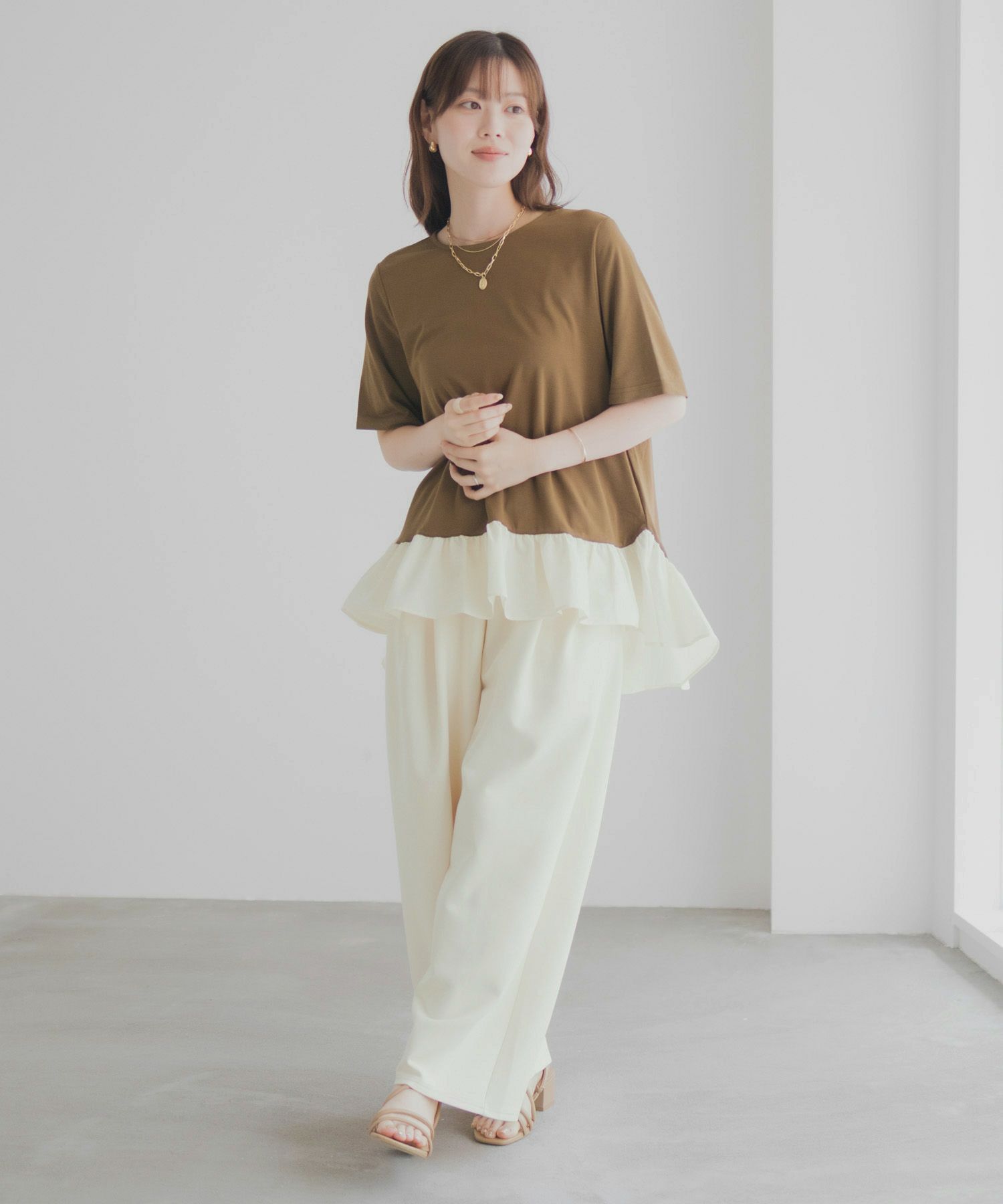 milli de l'air ポンチ素材 ヘム切替ペプラムトップス レディース メール便 対応商品商品サムネイル-23