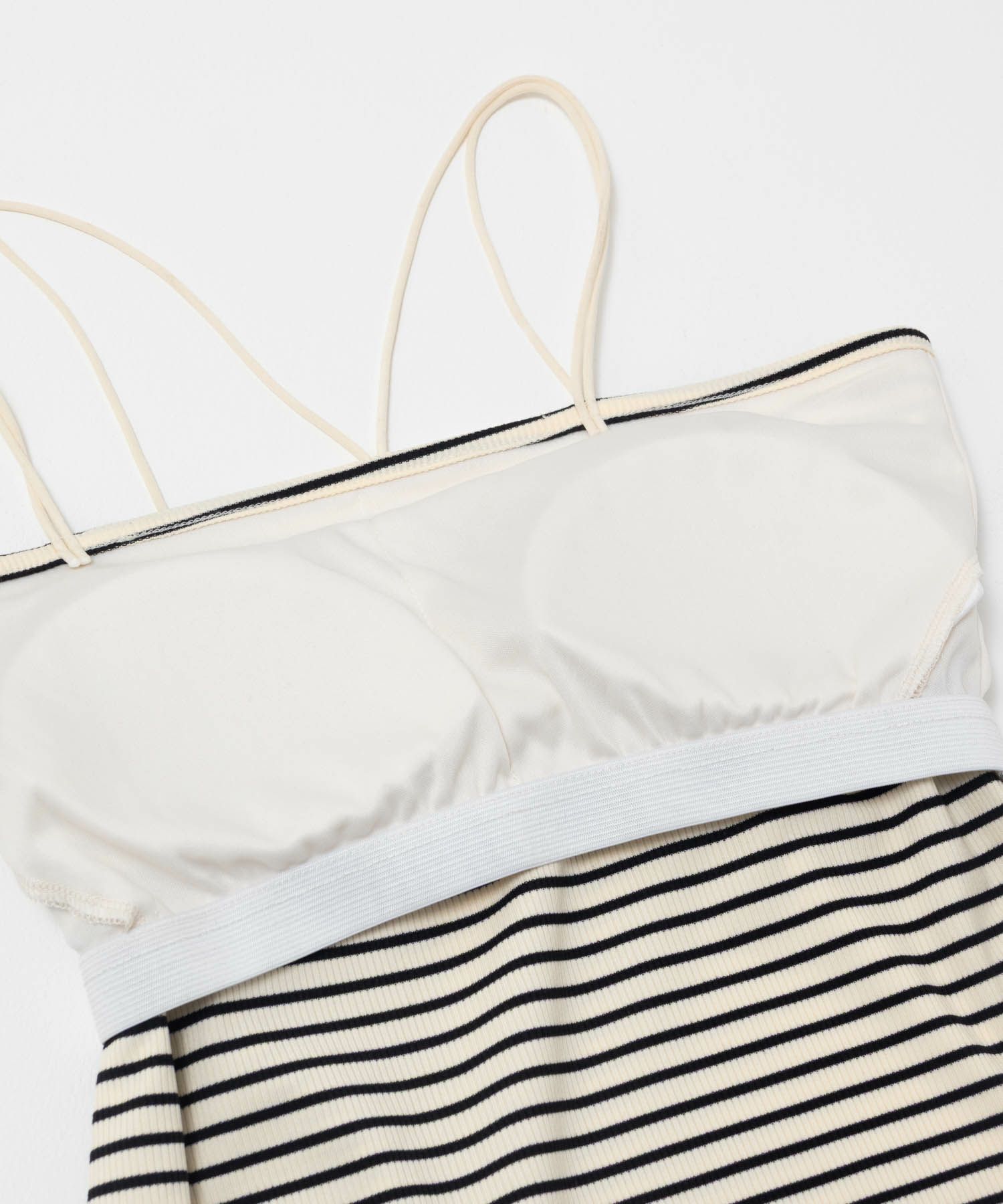 milli de l'air バックストラップカップ付きキャミソール レディース商品画像-21