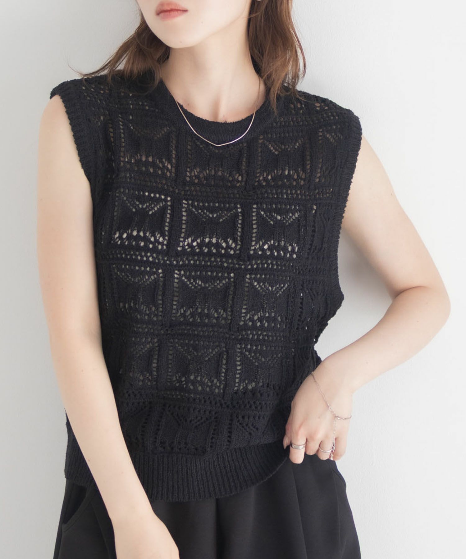 [さらに50%OFF]milli de l'air 幾何柄編みニットベスト レディース商品サムネイル-3