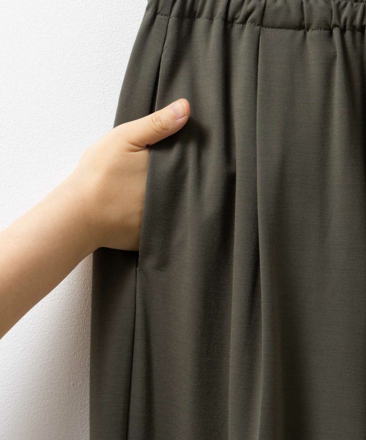 milli de l'air リラックストラウザーパンツ レディース