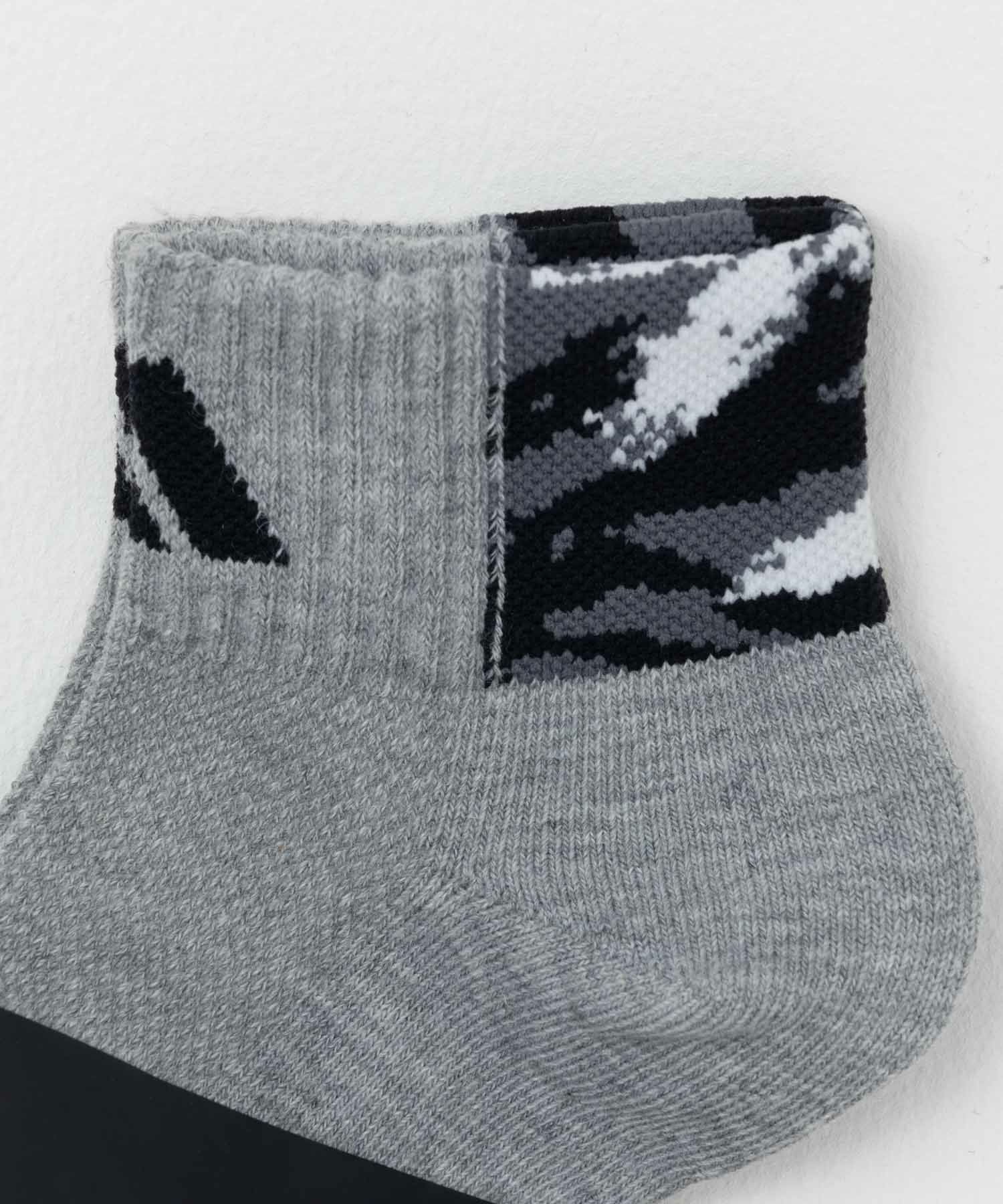 adidas クォーターソックス かかと迷彩柄 3足組 キッズ