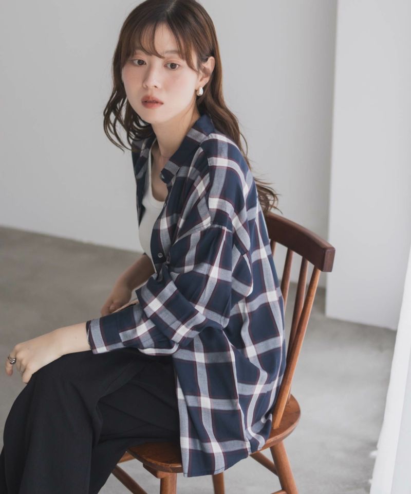 nAvy バックタック前開きシャツ レディース商品画像-4