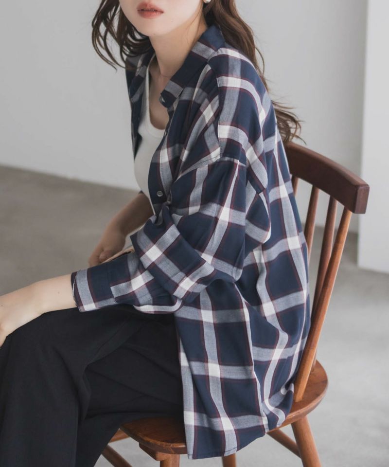 nAvy  バックタック前開きシャツ レディース商品画像-4