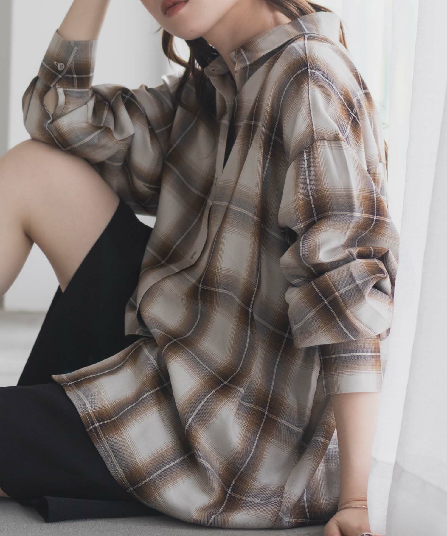 nAvy バックタック前開きシャツ レディース