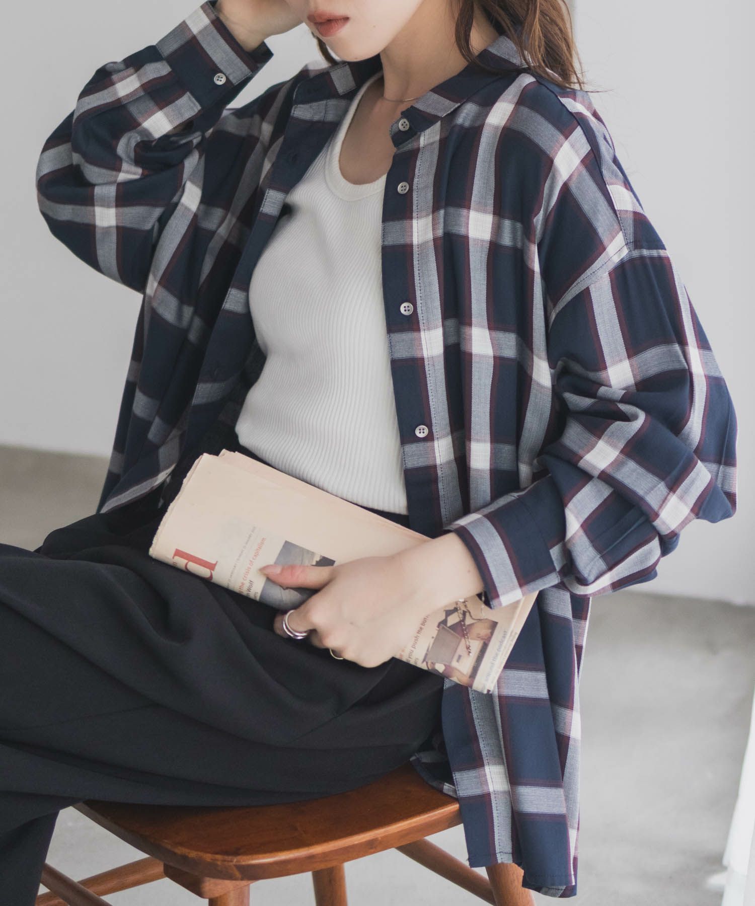 nAvy バックタック前開きシャツ レディース