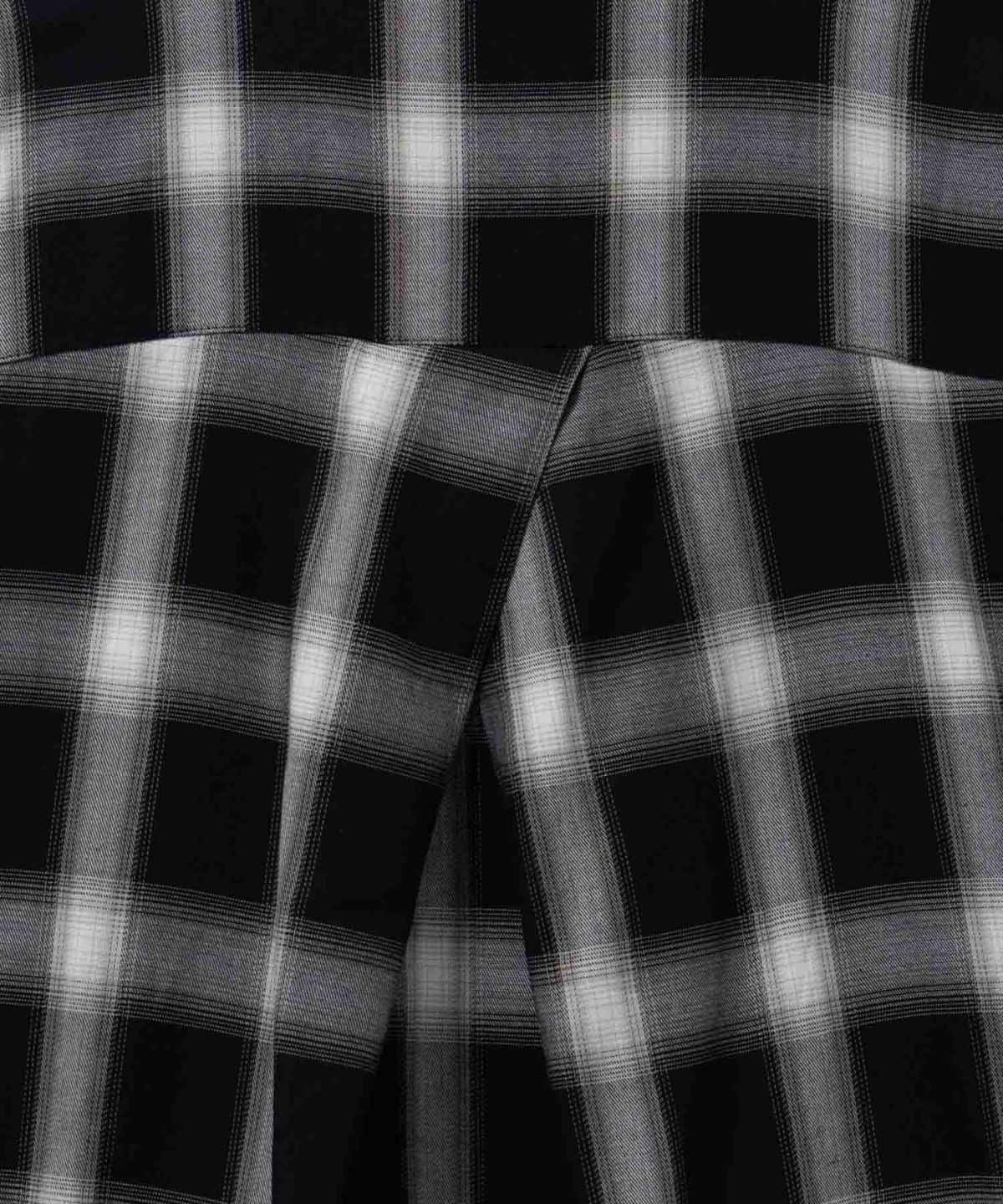 nAvy バックタック前開きシャツ レディース