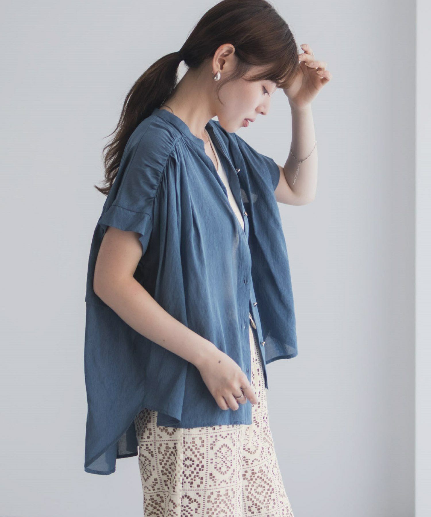 Idnes スキッパーシアーブラウス レディース商品画像-9