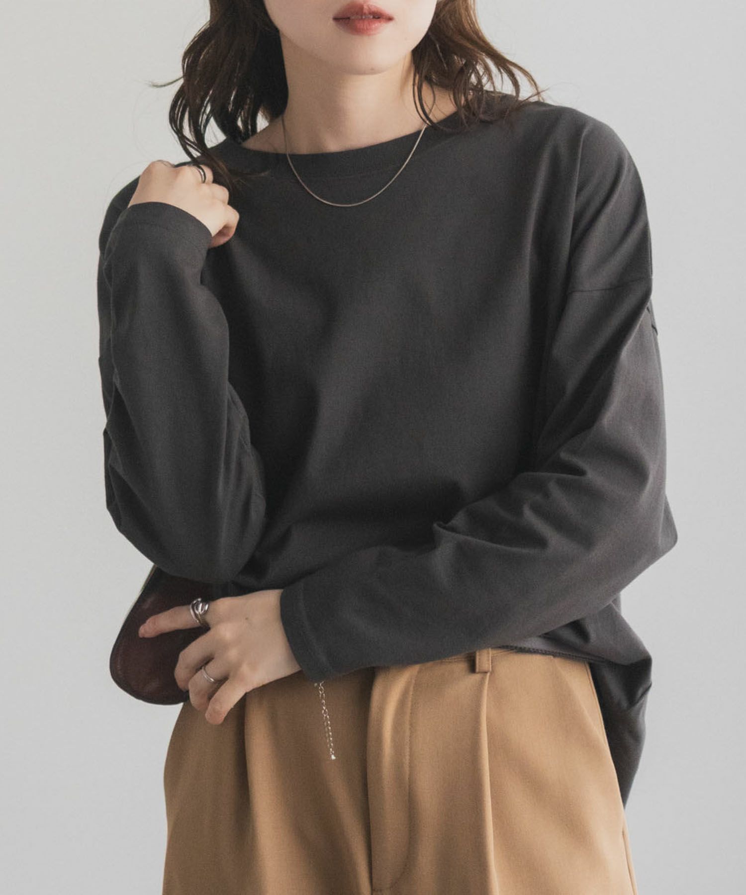 nAvy エブリーT 裾スリット長袖Tシャツ レディース ネコポス 対応商品nAvy エブリーT 裾スリット長袖Tシャツ レディース ネコポス 対応商品