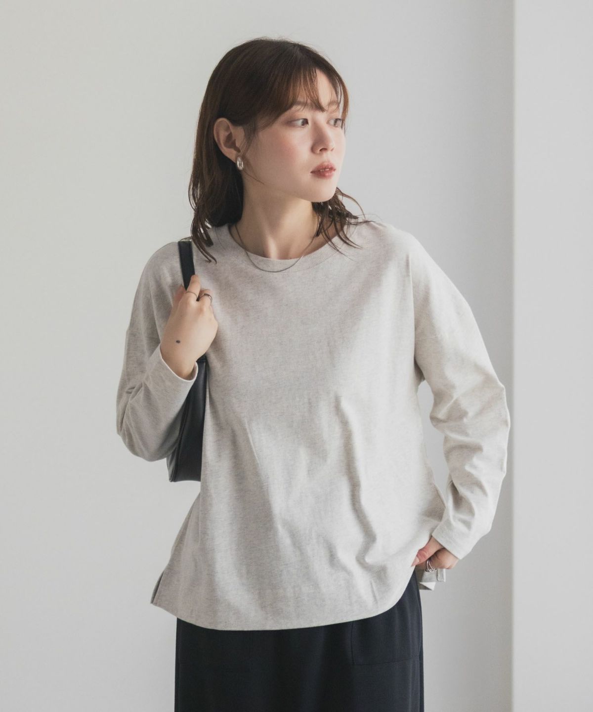 nAvy エブリーT 裾スリット長袖Tシャツ レディース ネコポス 対応商品