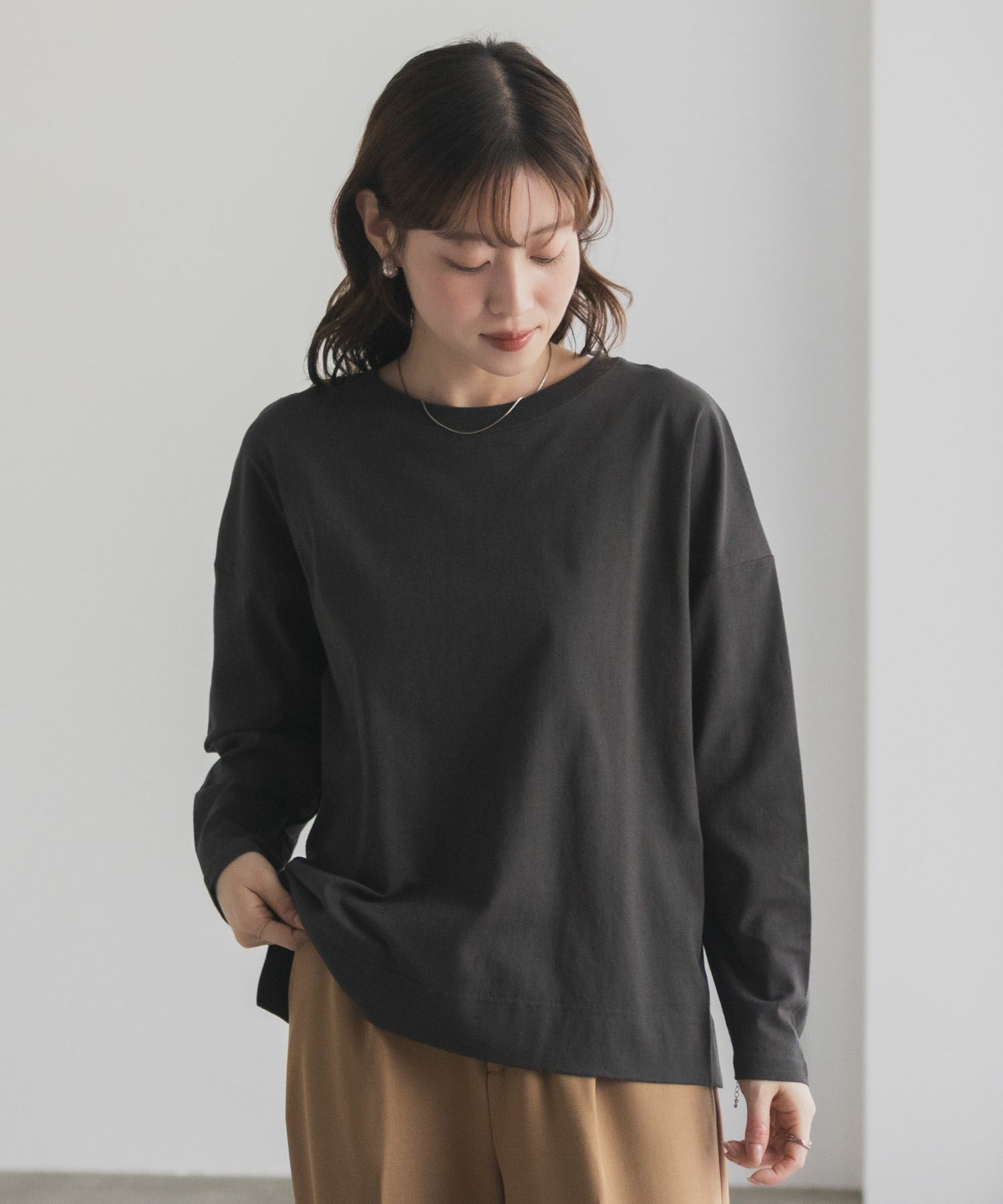 nAvy エブリーT 裾スリット長袖Tシャツ レディース メール便 対応商品商品サムネイル-4