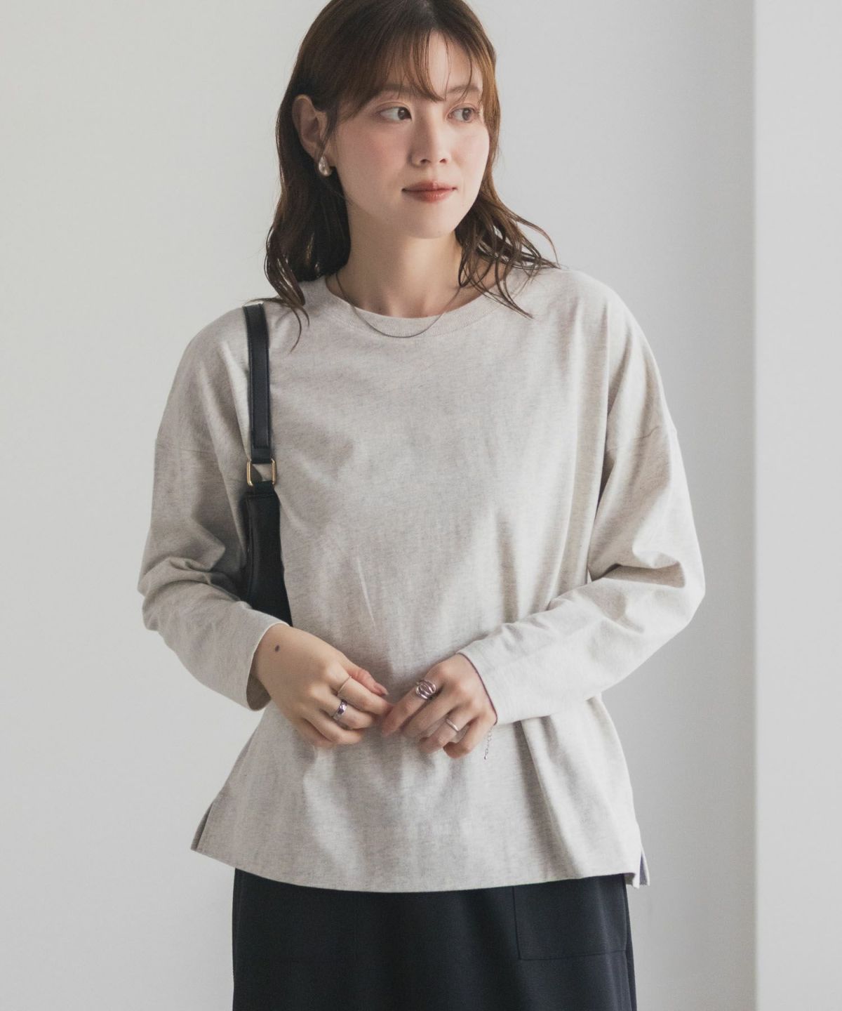 nAvy エブリーT 裾スリット長袖Tシャツ レディース ネコポス 対応商品