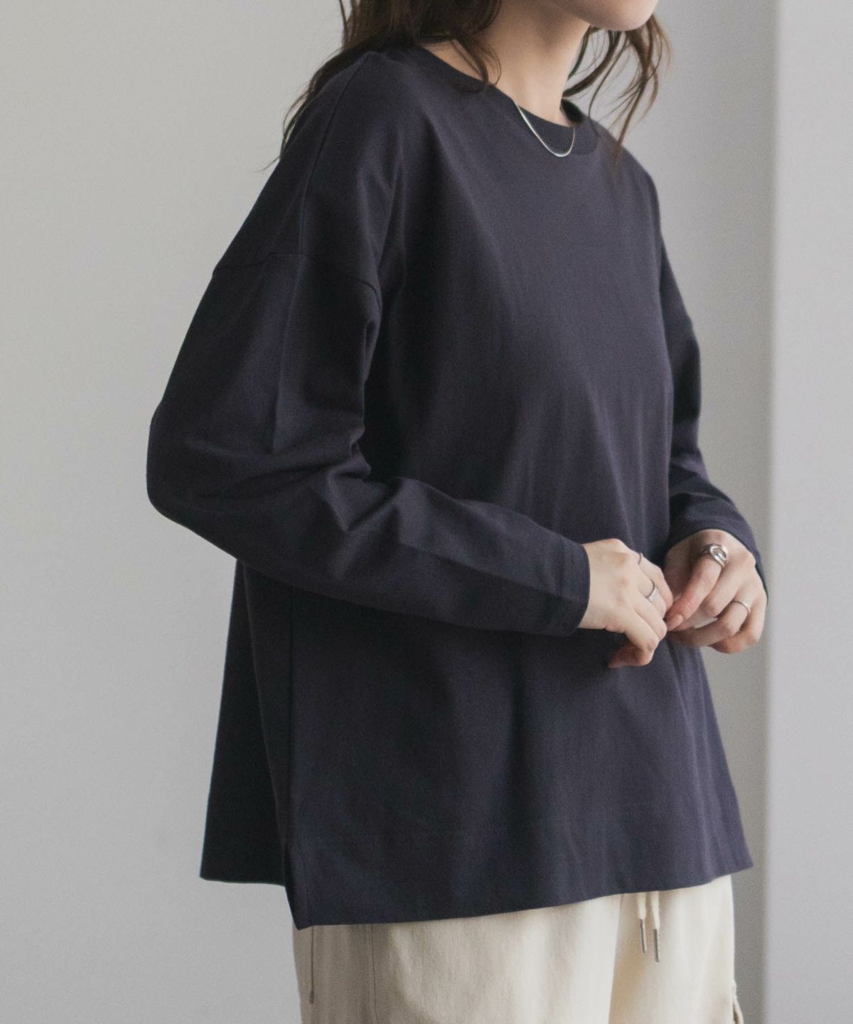 nAvy エブリーT 裾スリット長袖Tシャツ レディース ネコポス 対応商品