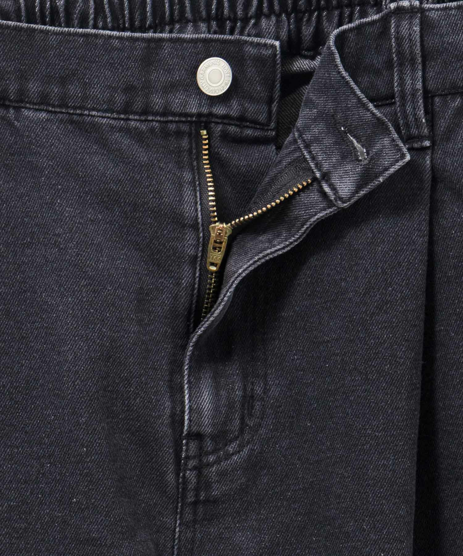 nAvy  毎日はきたくなるデニム「マイデニ」 サスペンダー付きワイドパンツ レディース商品サムネイル-11