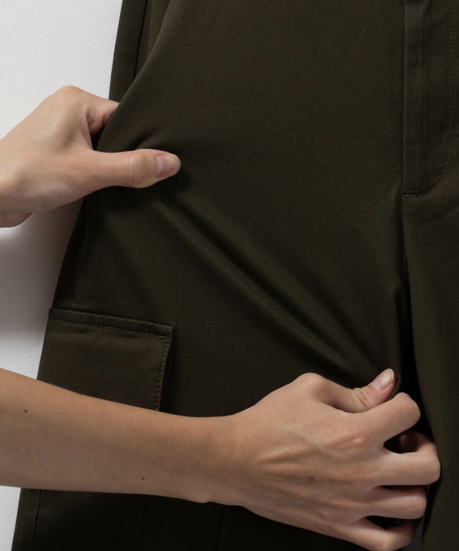 nAvy カーゴチノパンツ レディース