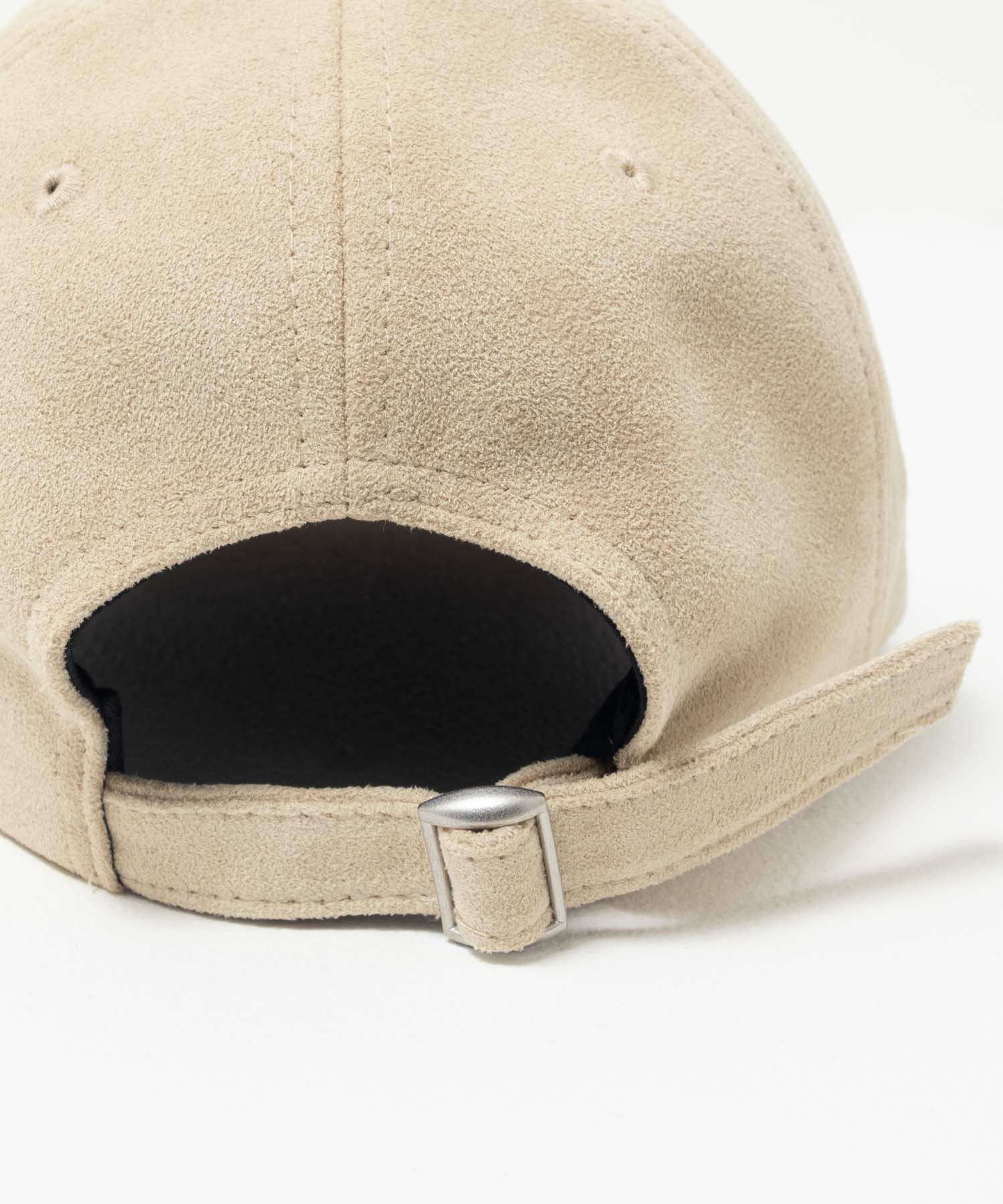 スエードロゴ刺繍キャップ レディース