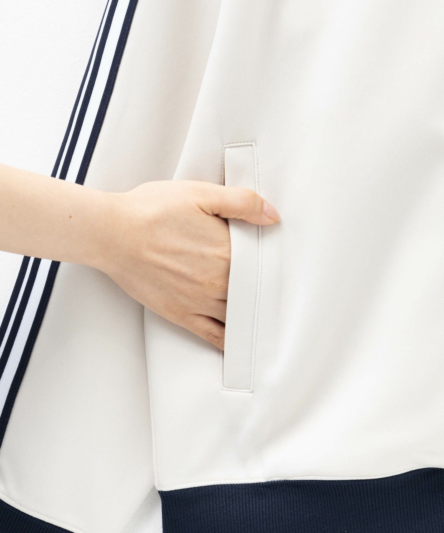 DISCUS  ポンチ素材 ワンポイントトラックジャケット メンズ商品画像-10